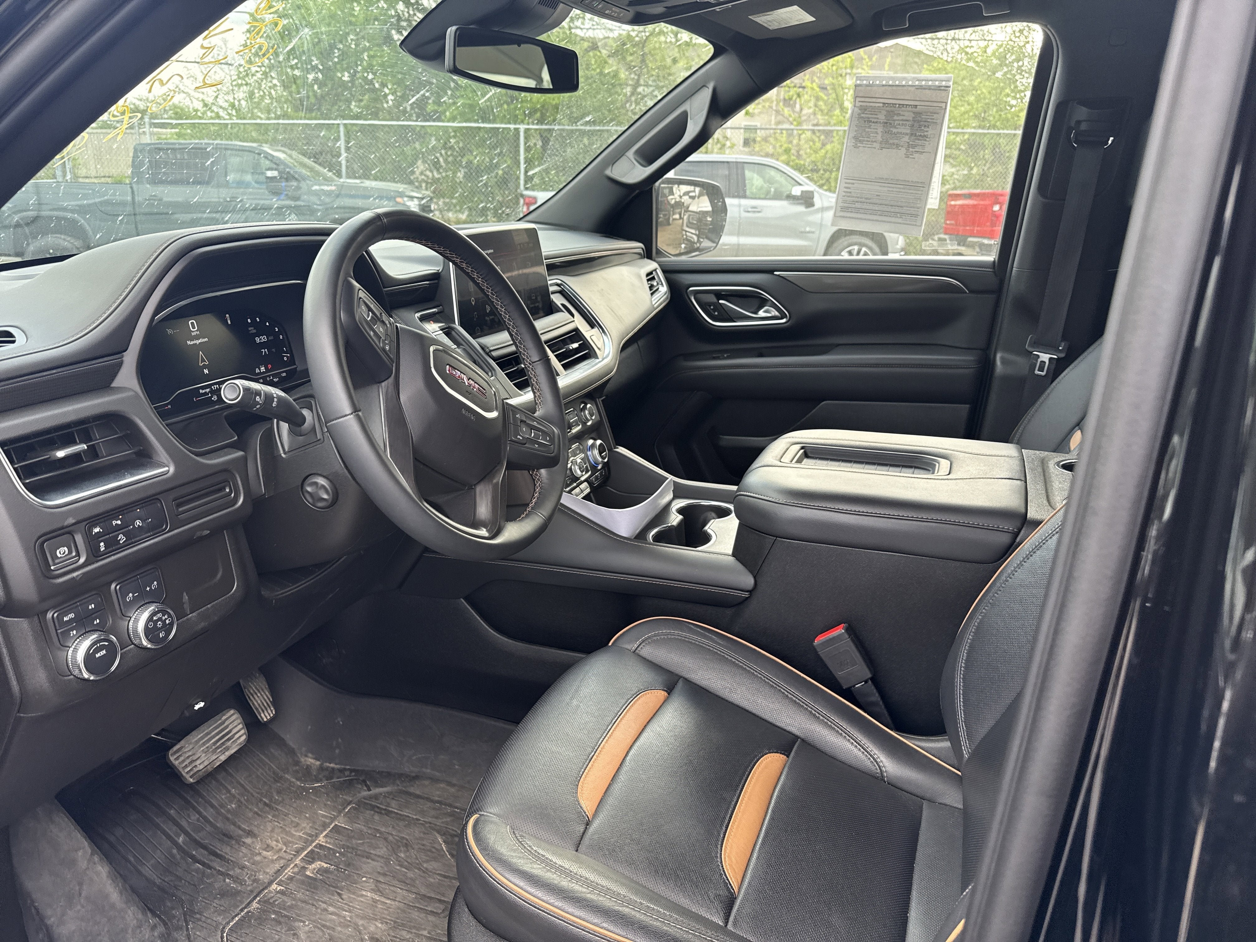 2023 GMC YUKON XL AT4