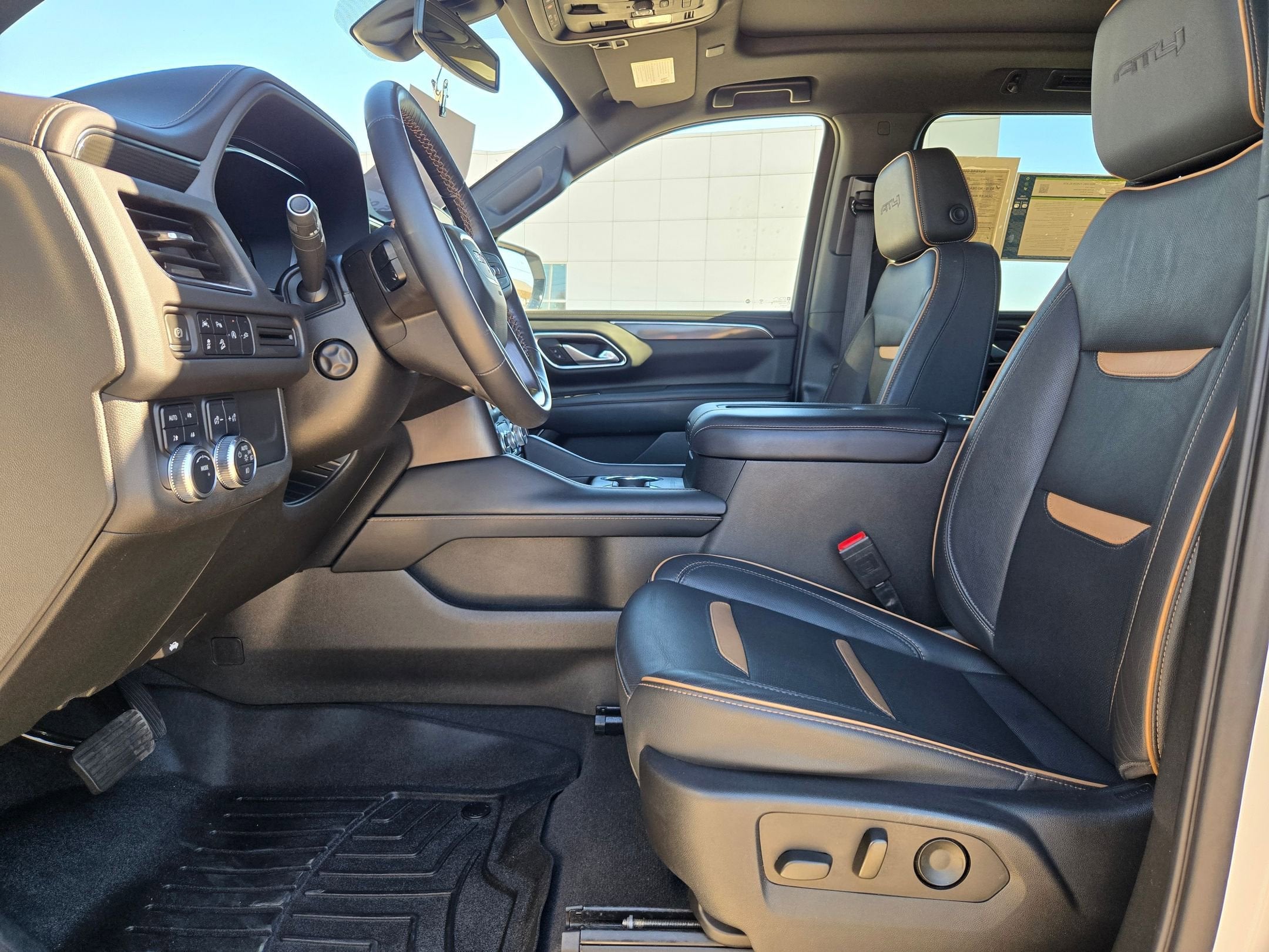 2022 GMC YUKON XL AT4