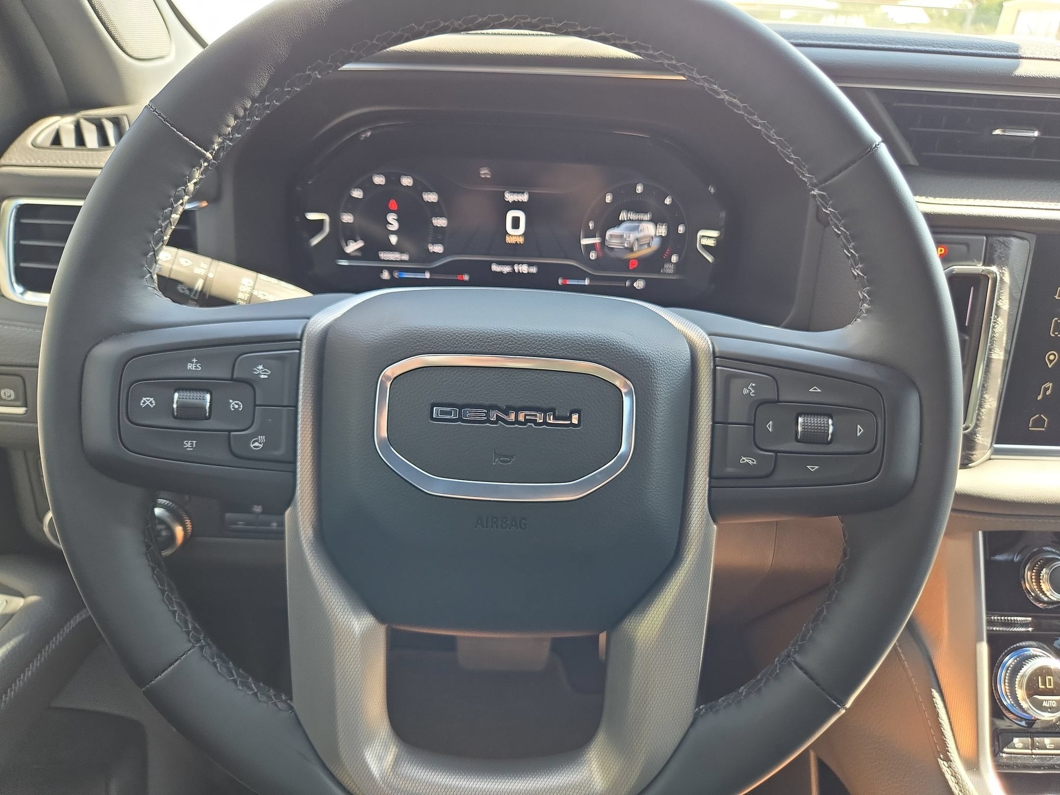 2024 GMC YUKON XL DENALI