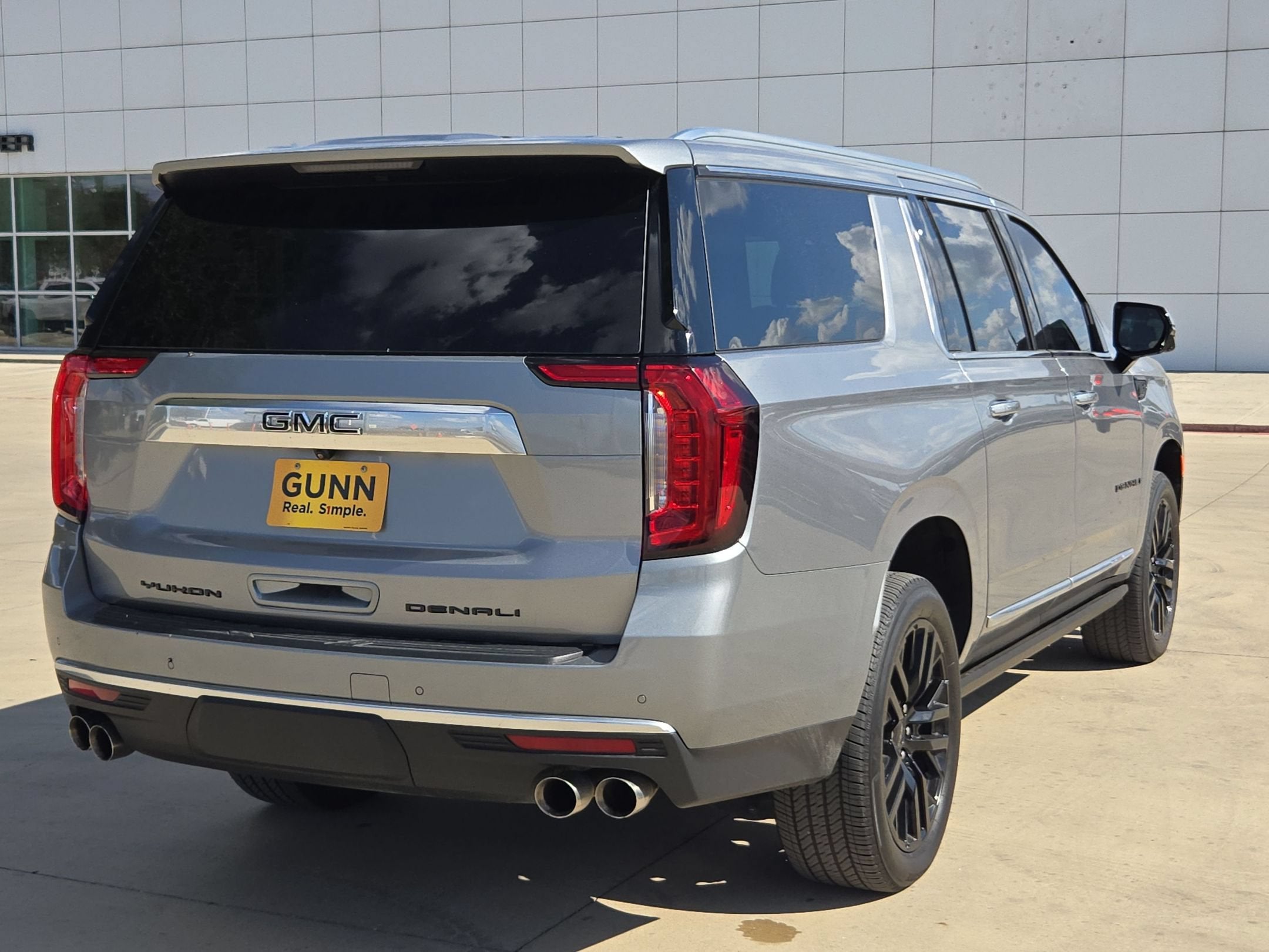 2024 GMC YUKON XL DENALI