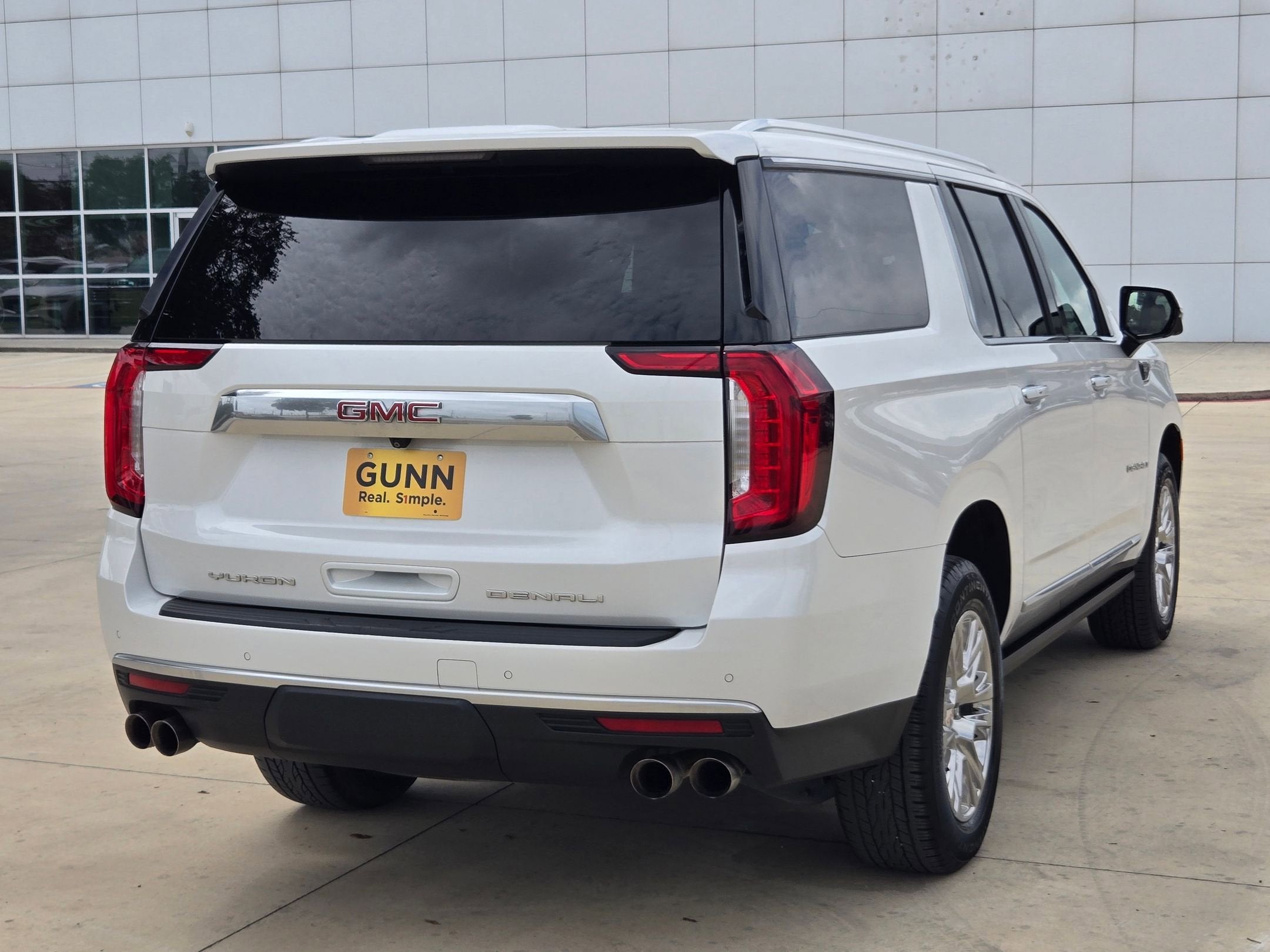 2022 GMC YUKON XL DENALI