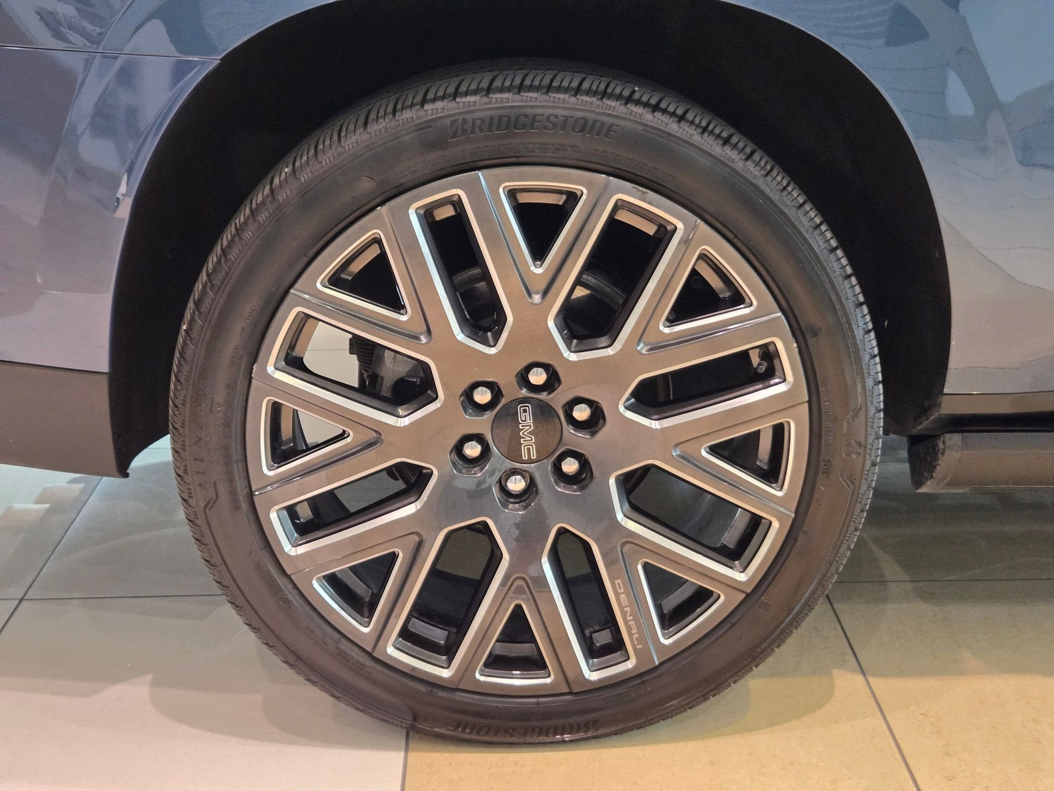 2025 GMC YUKON XL DENALI ULTIMATE