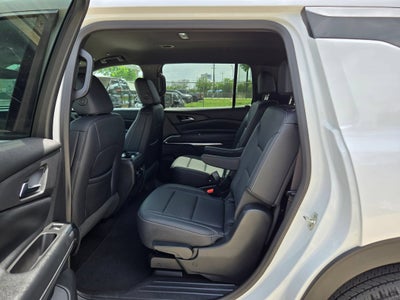 2025 Chevrolet TRAVERSE LT LT
