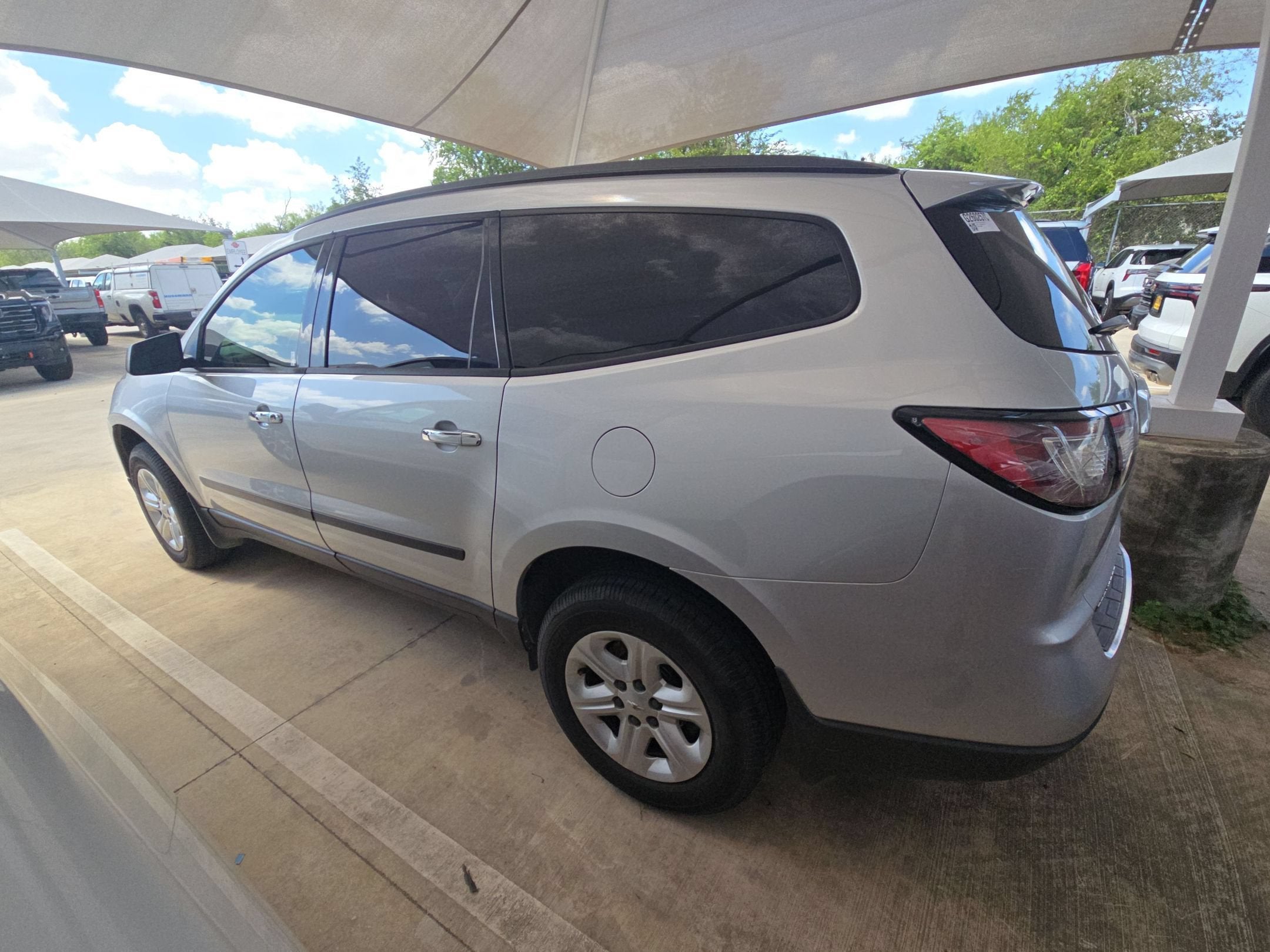 2017 Chevrolet TRAVERSE LS