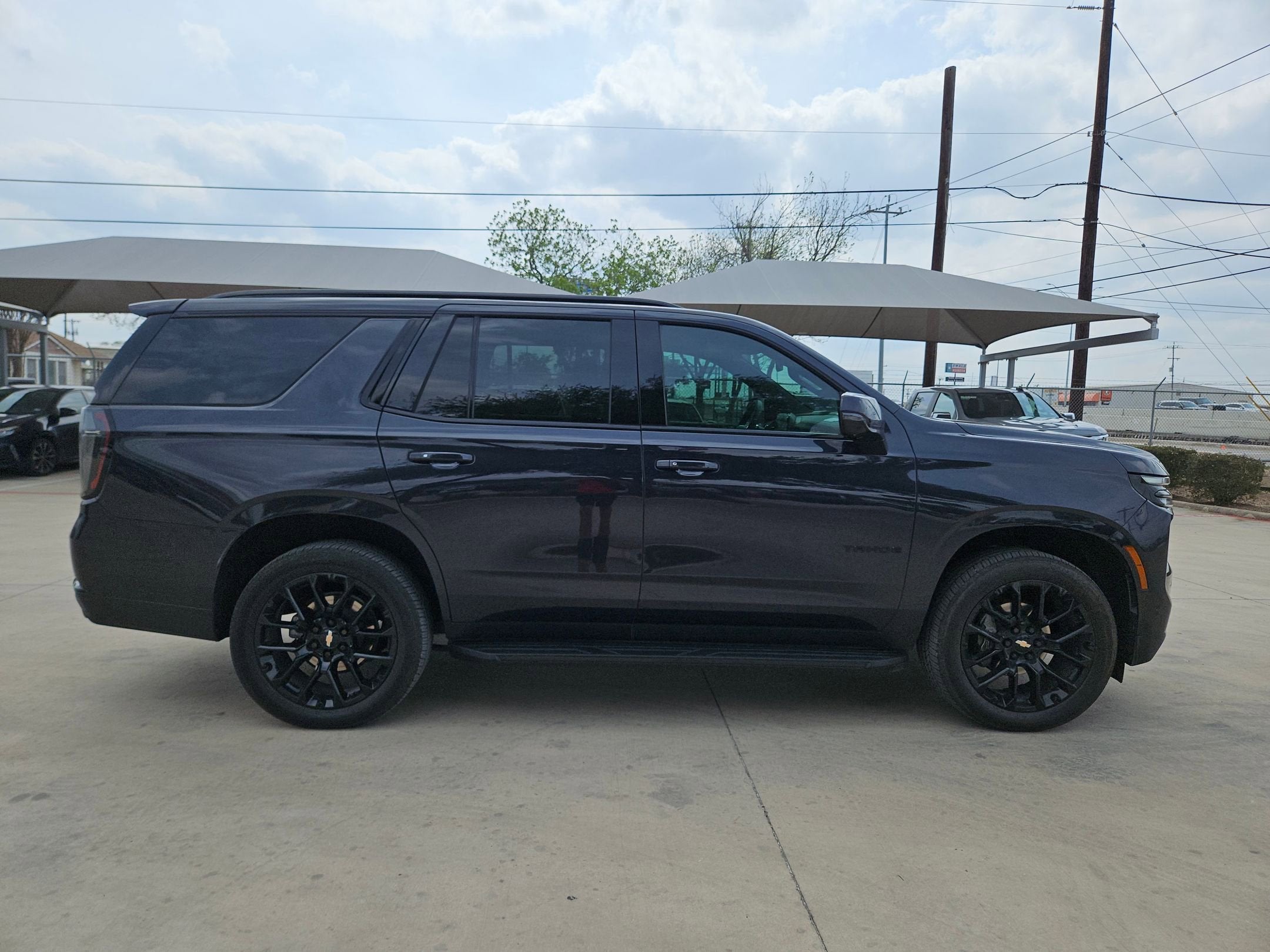 2025 Chevrolet TAHOE RST