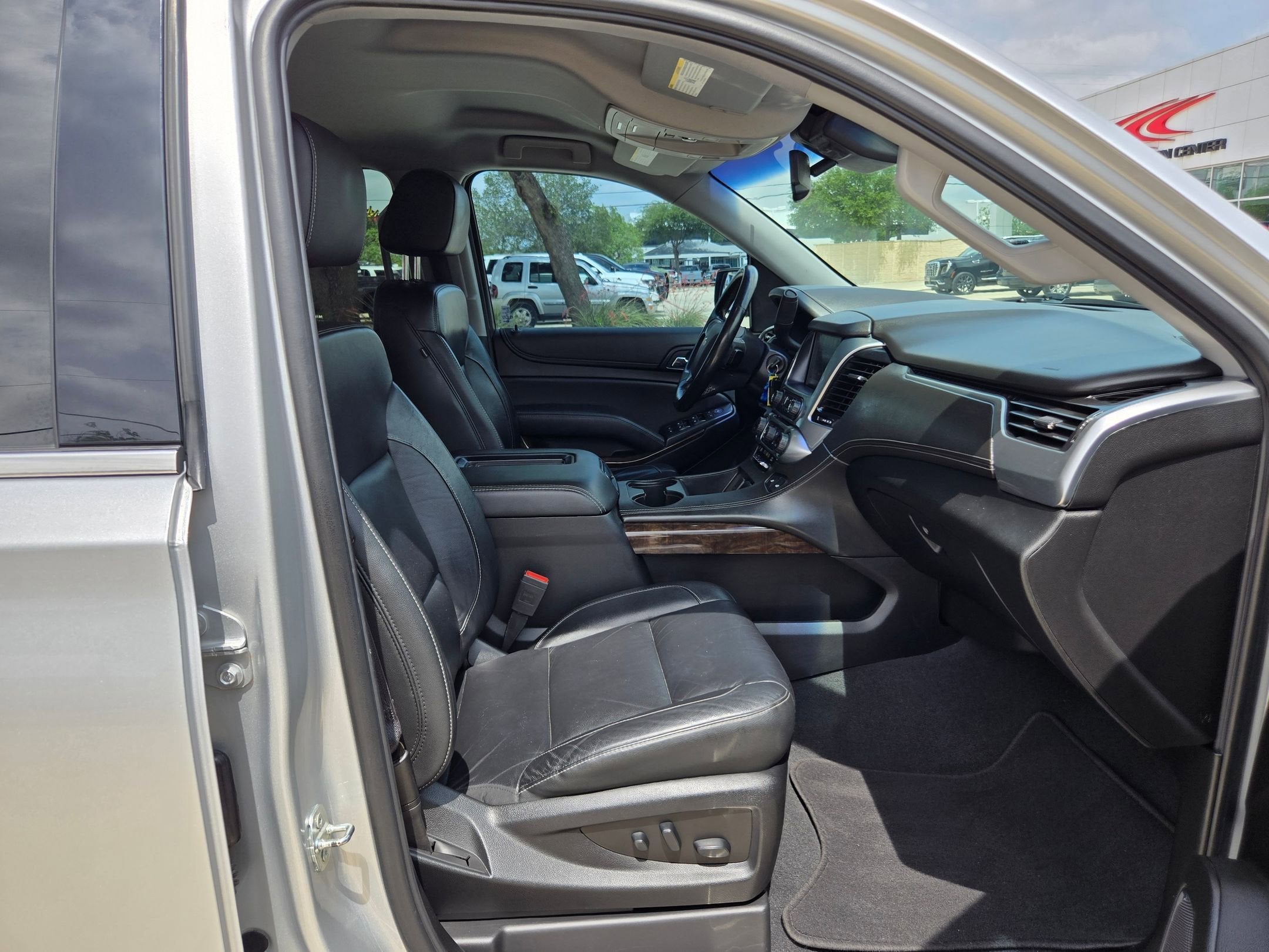2020 Chevrolet TAHOE LT