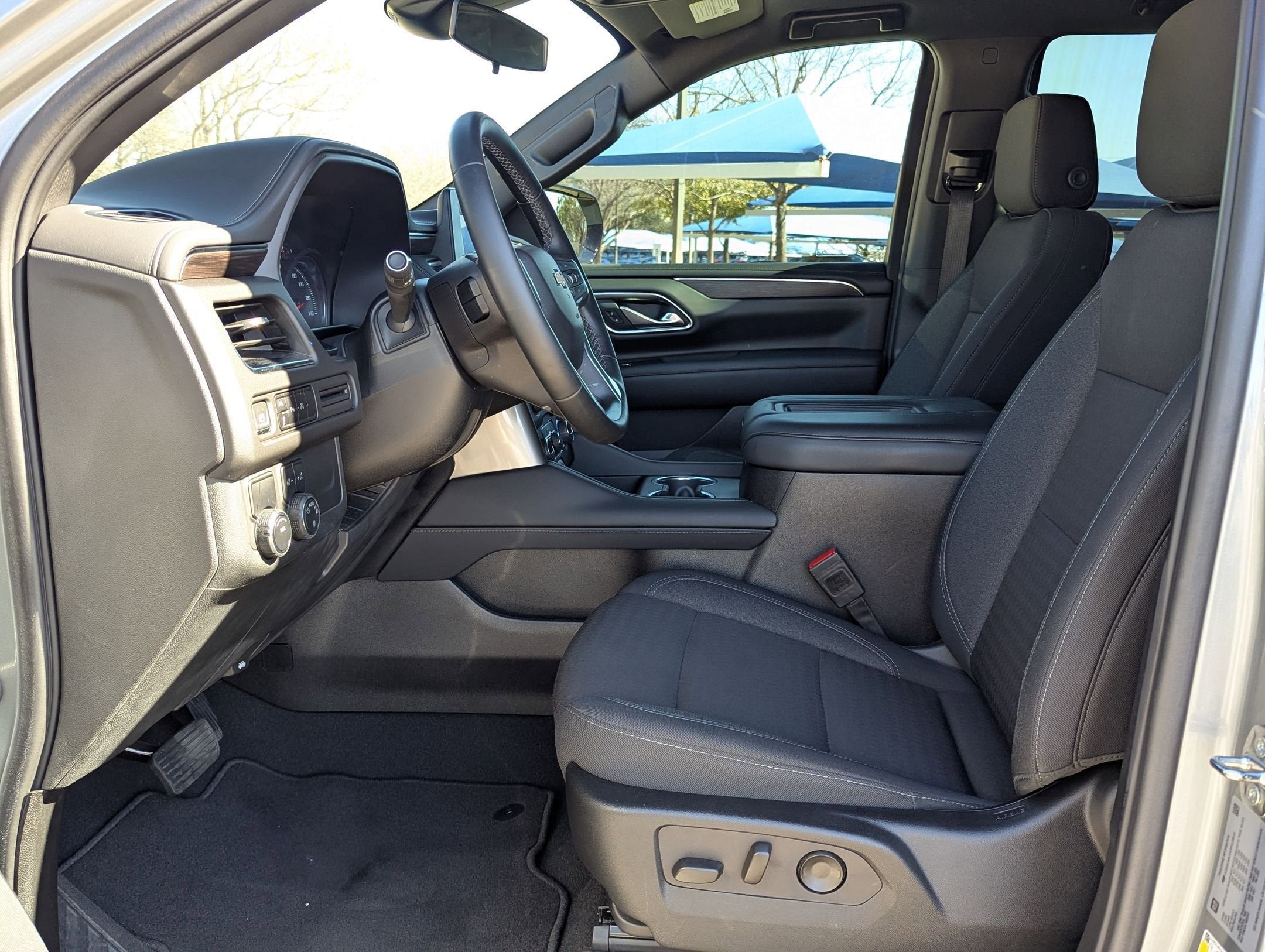 2024 Chevrolet TAHOE LS