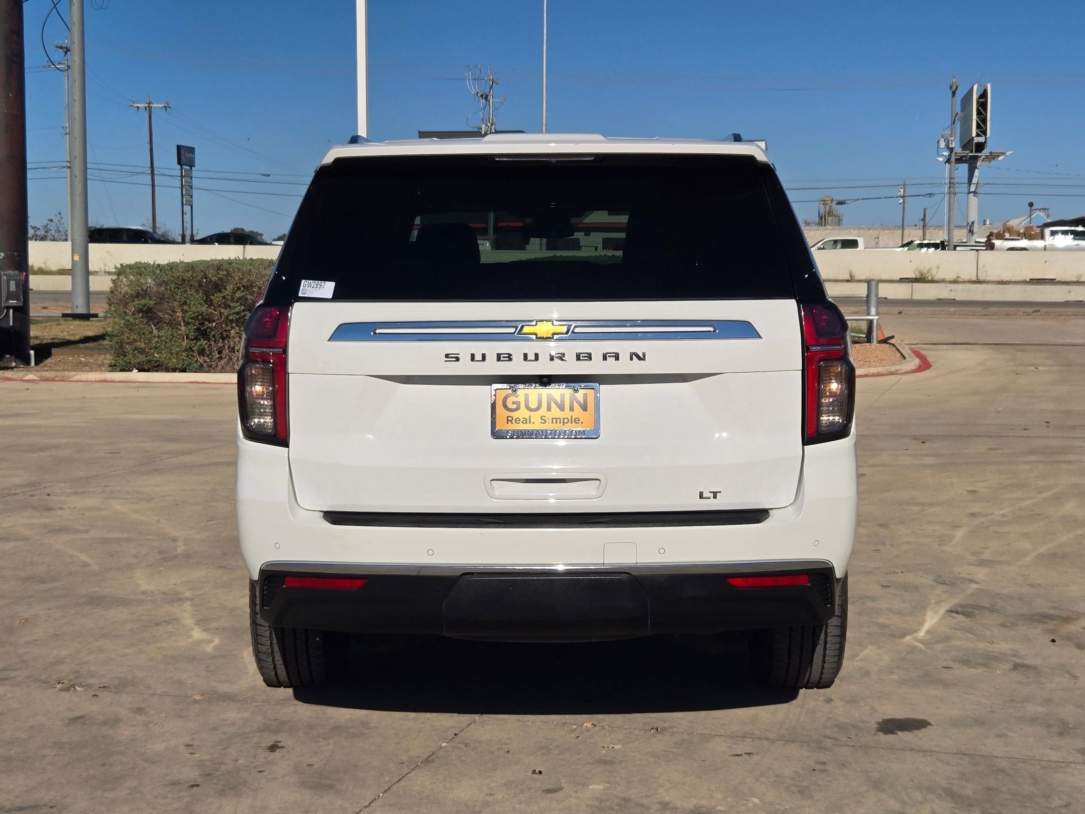2023 Chevrolet SUBURBAN LT