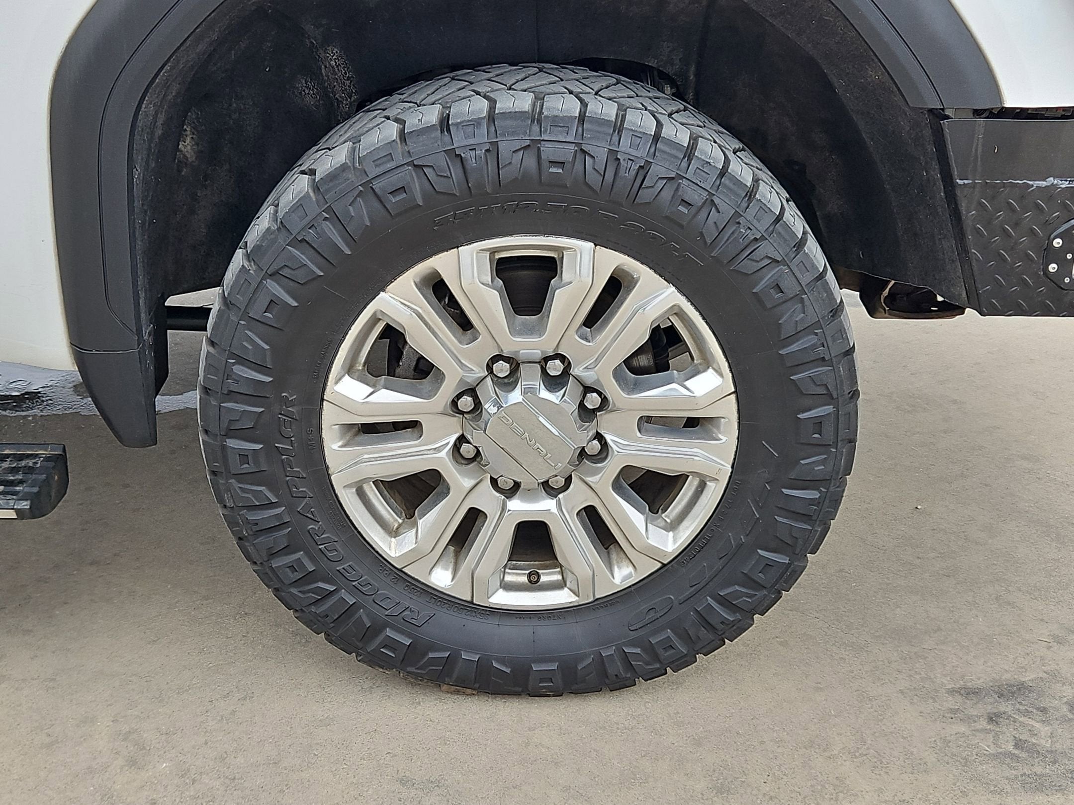 2023 GMC SIERRA 2500HD DENALI