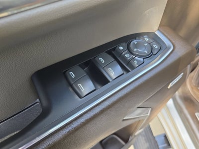 2024 GMC**** SIERRA 3500 4WD SLT