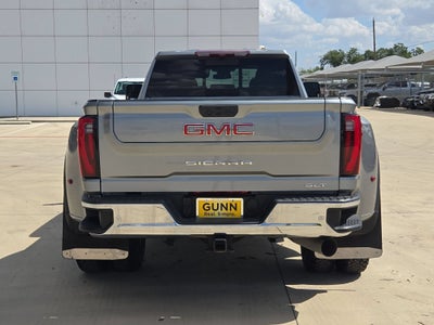 2024 GMC**** SIERRA 3500 4WD SLT