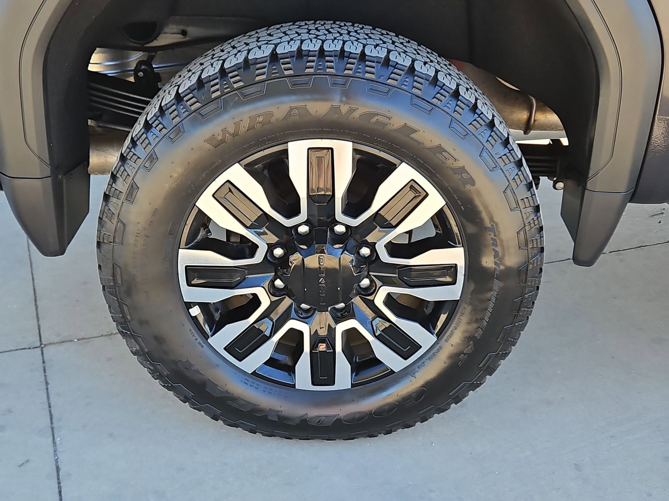 2024 GMC SIERRA 2500 4WD DENALI ULTIMATE