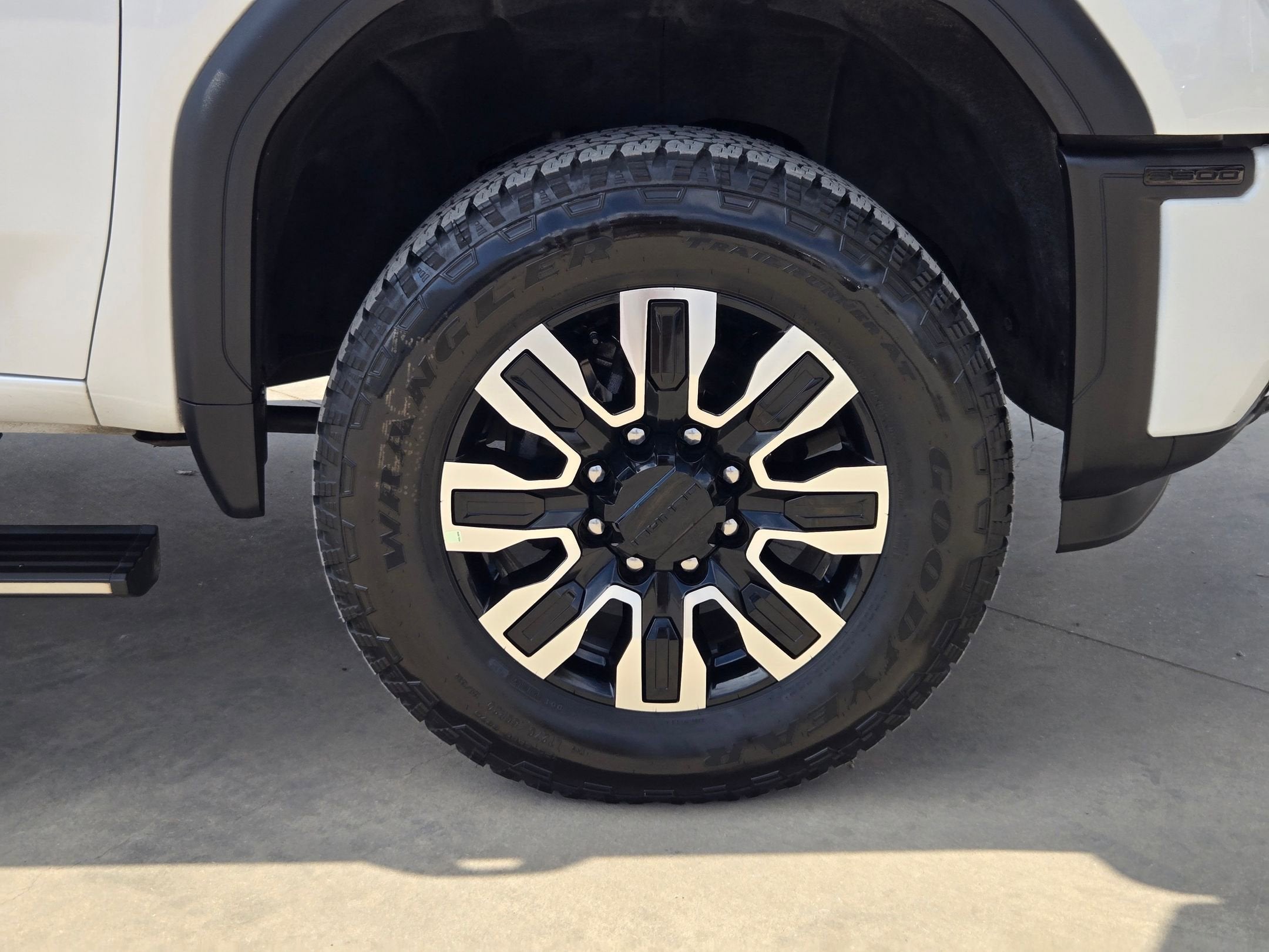 2024 GMC SIERRA 3500HD DENALI