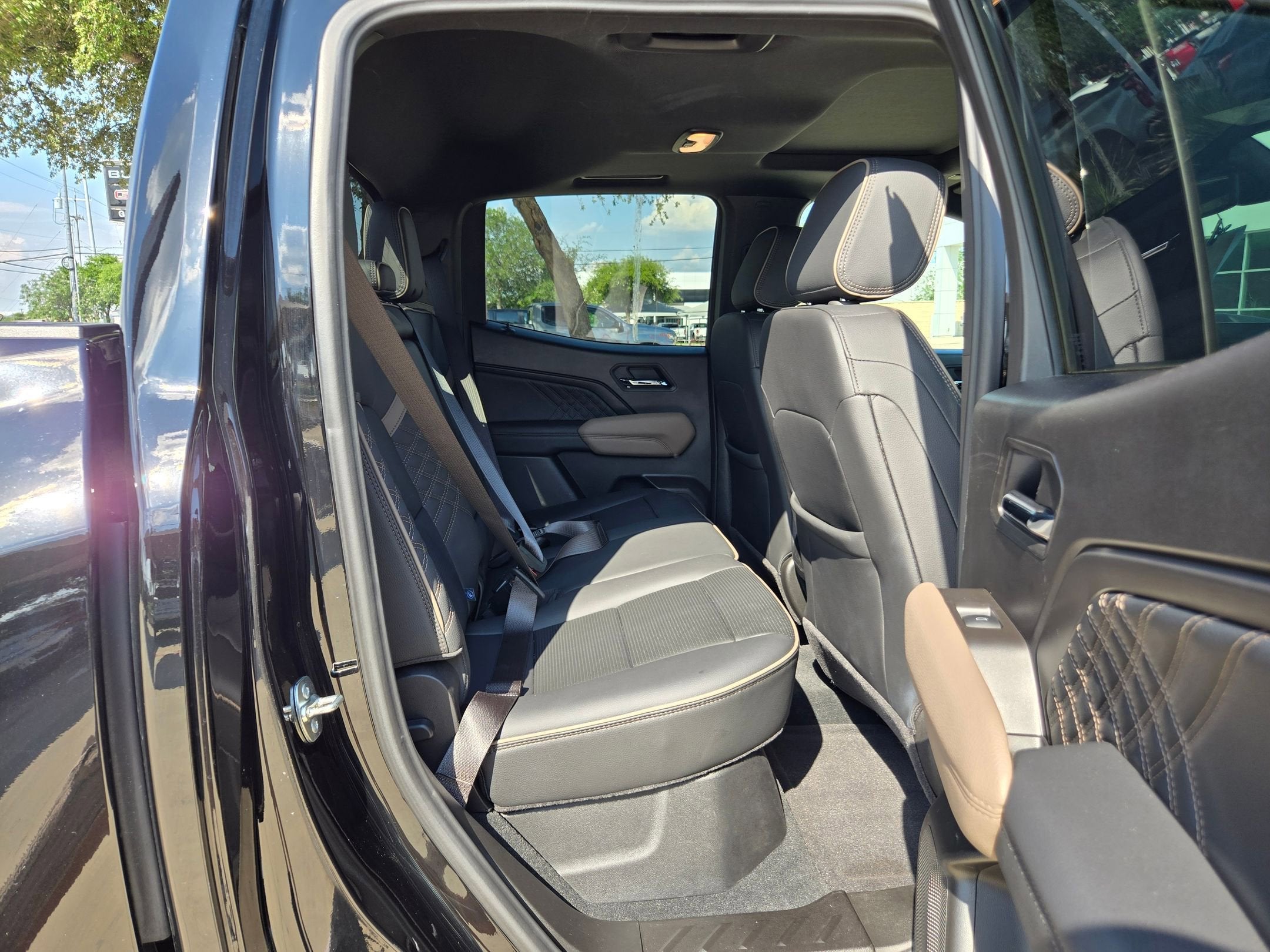 2025 GMC CANYON DENALI