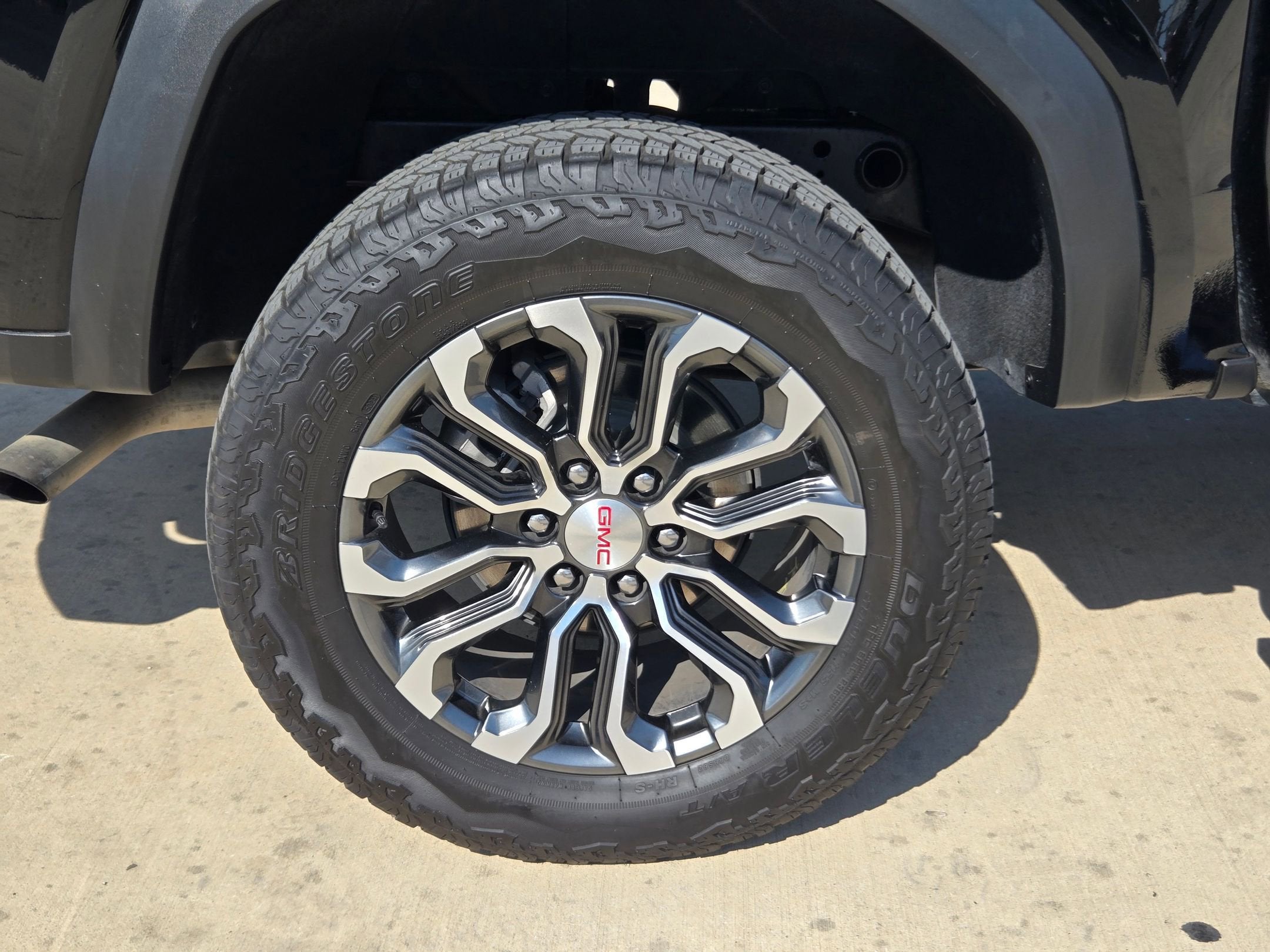2025 GMC CANYON DENALI