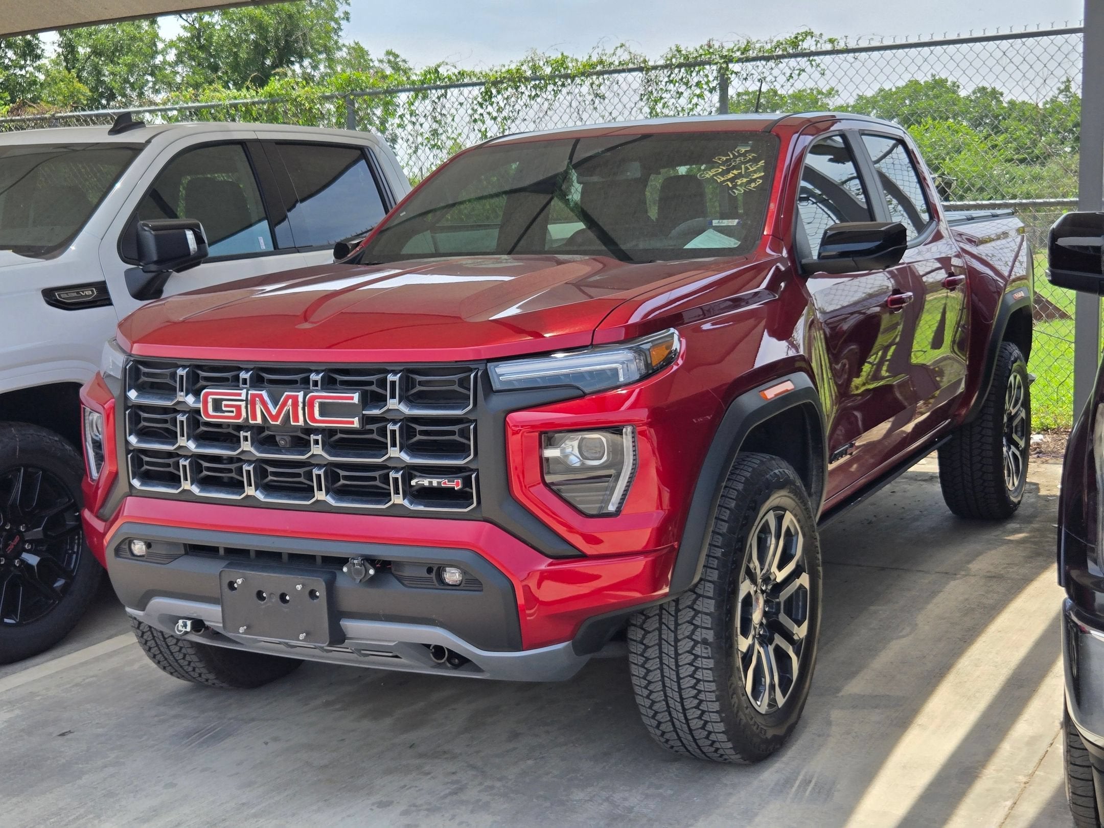 2024 GMC*** CANYON AT4