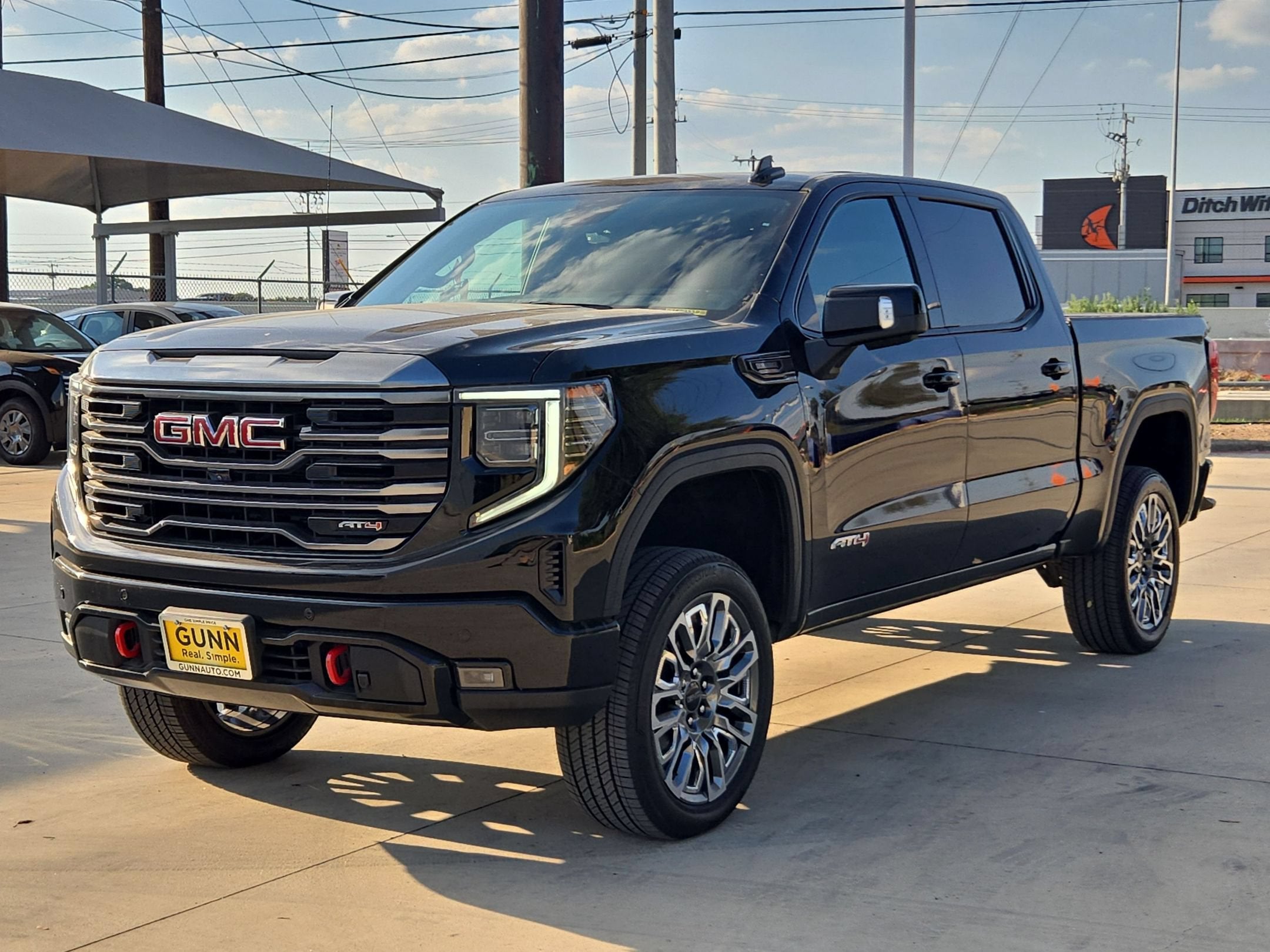 2024 GMC SIERRA 1500 AT4