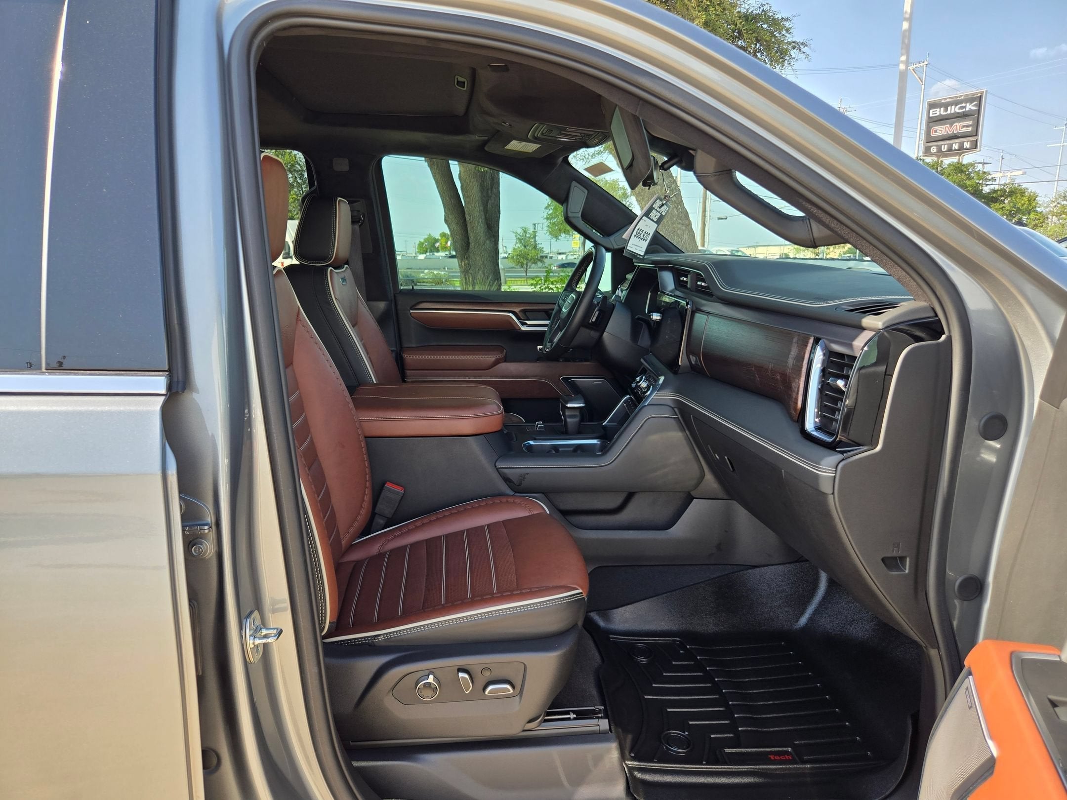 2025 GMC**** SIERRA 1500 4WD DENALI ULTIMATE
