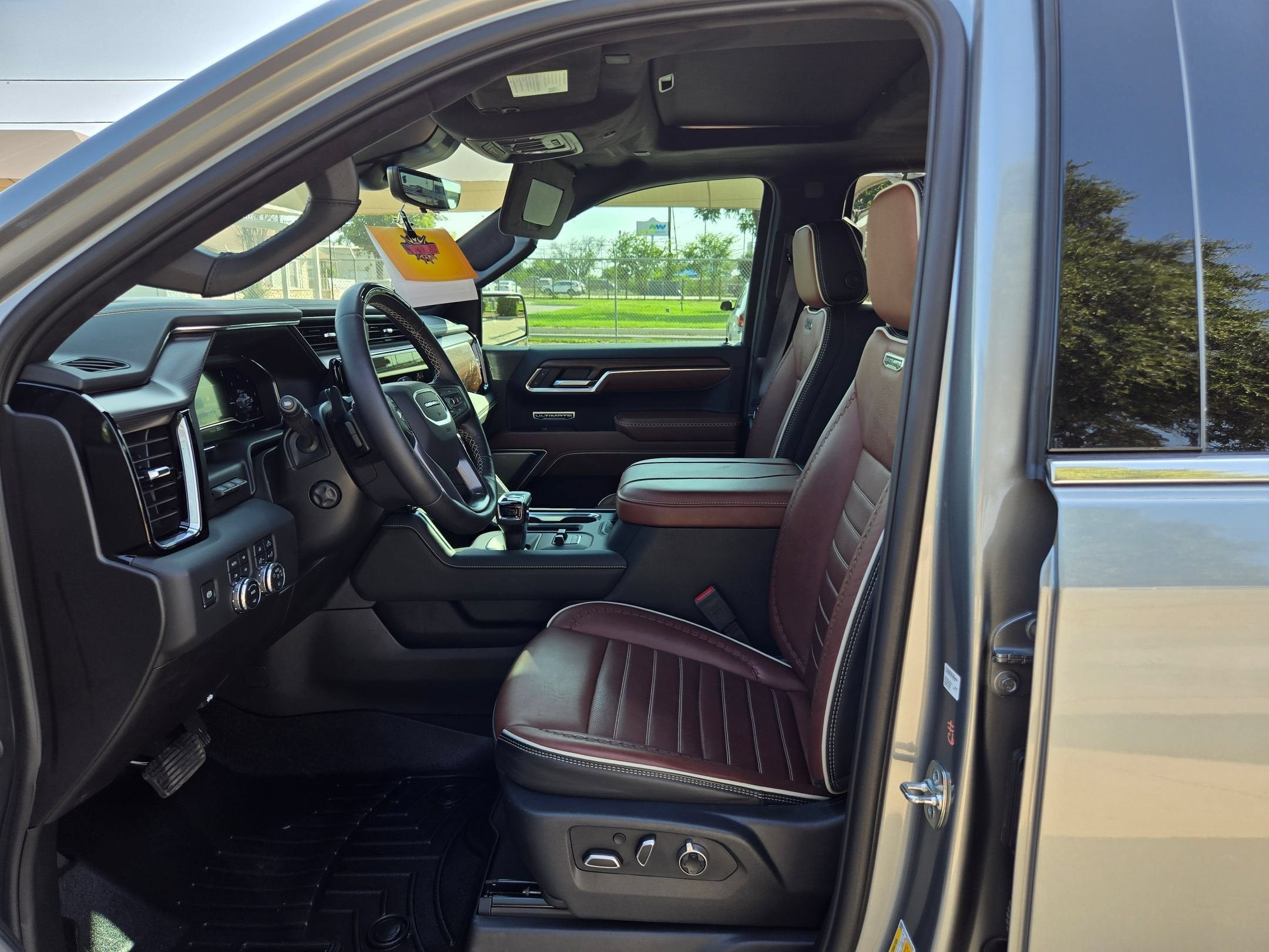 2025 GMC**** SIERRA 1500 4WD DENALI ULTIMATE