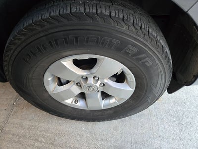 2012 Nissan FRONTIER SV