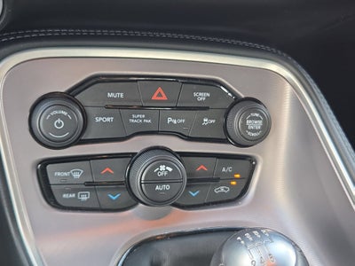 2022 Dodge CHALLENGER RT