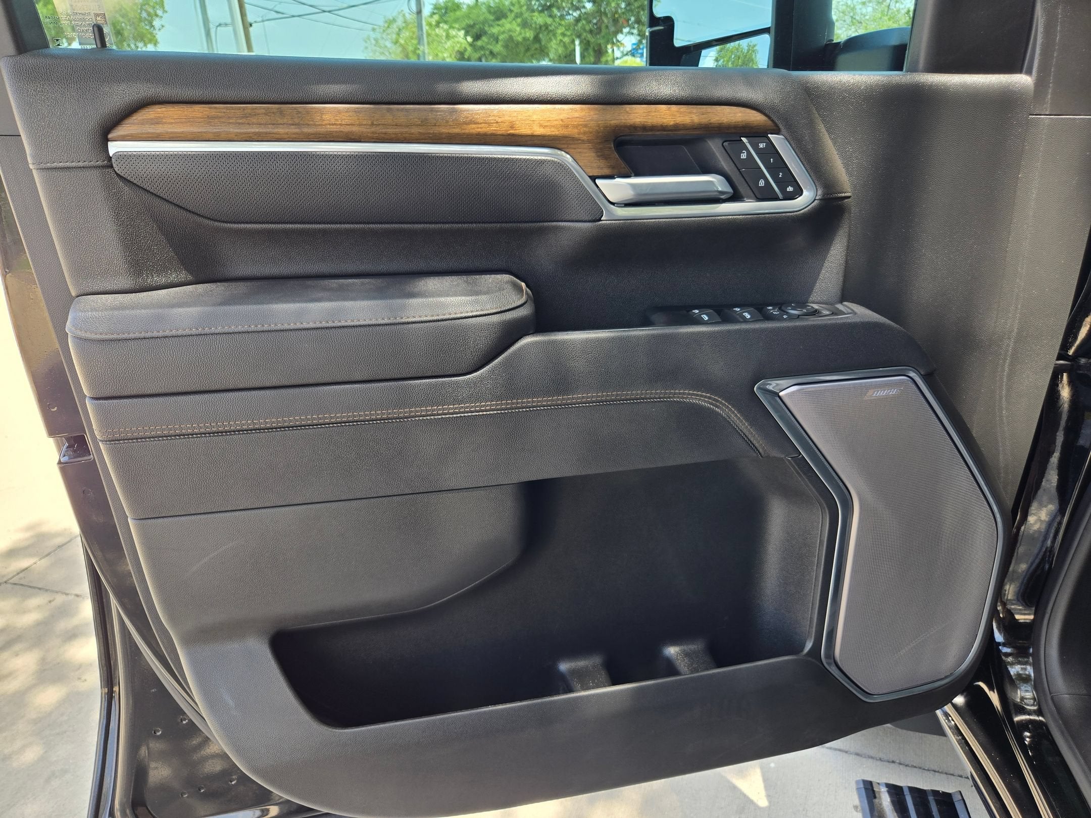 2025 Chevrolet SILVERADO HD HIGH COUNTRY