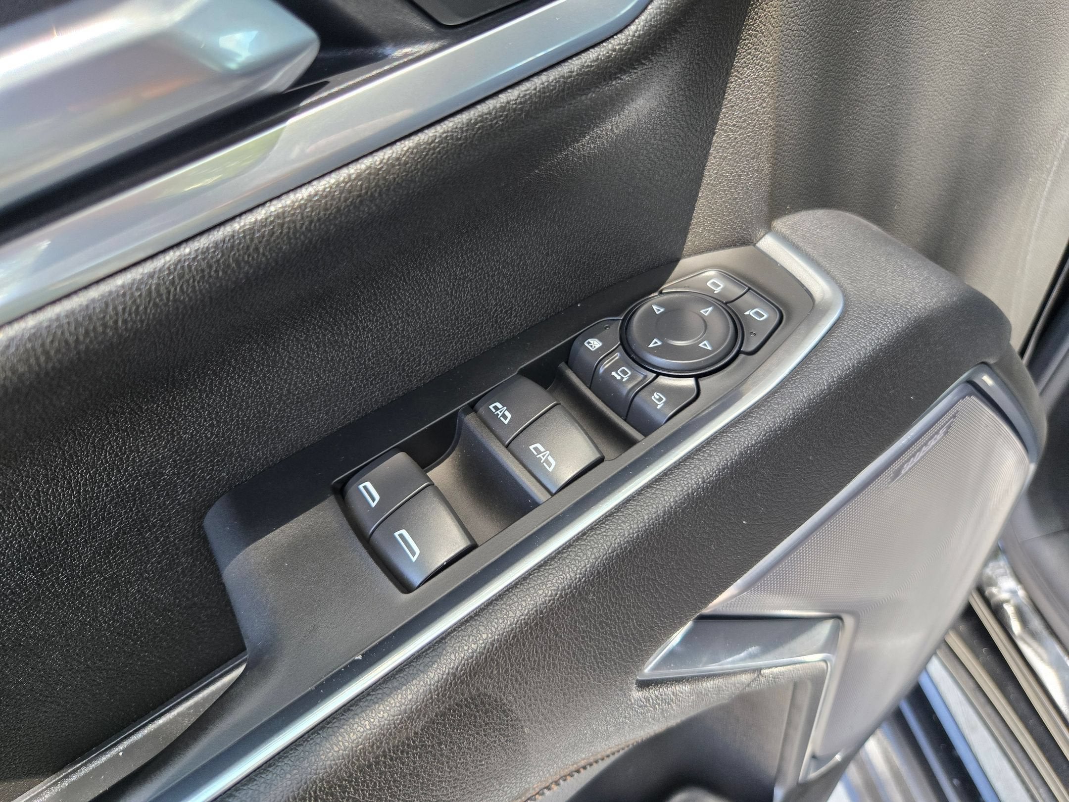 2025 Chevrolet SILVERADO HD HIGH COUNTRY