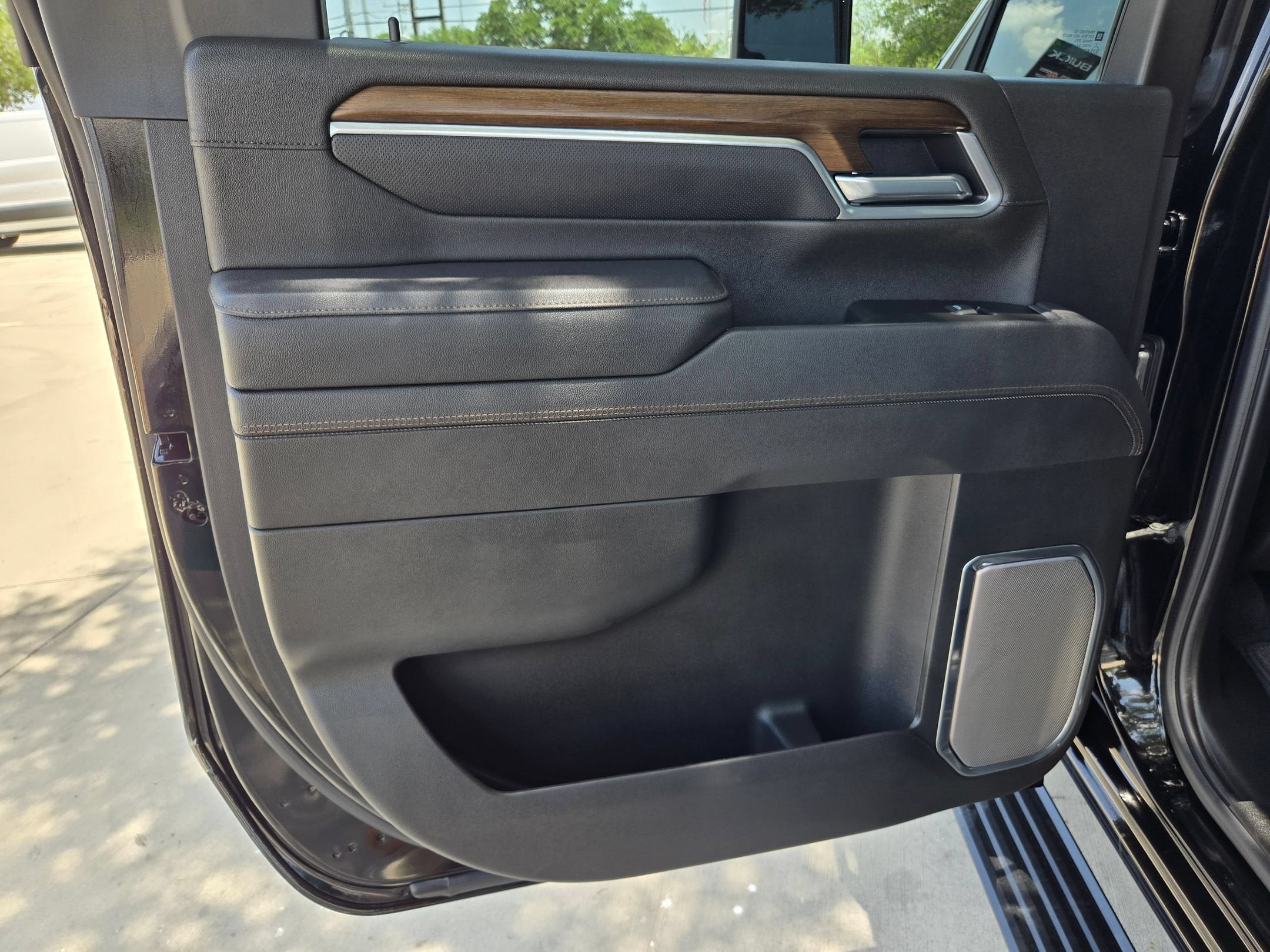 2025 Chevrolet SILVERADO HD HIGH COUNTRY