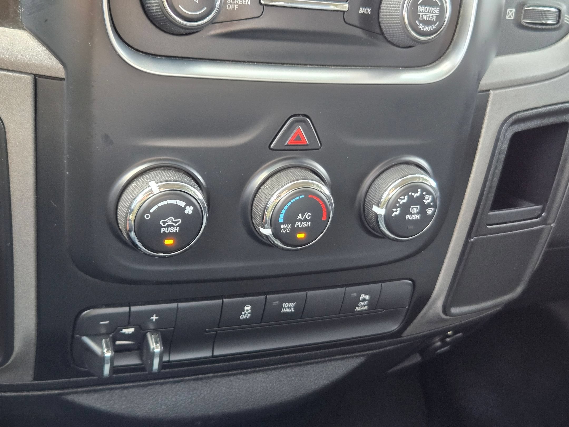 2016 RAM 2500 TRADESMAN
