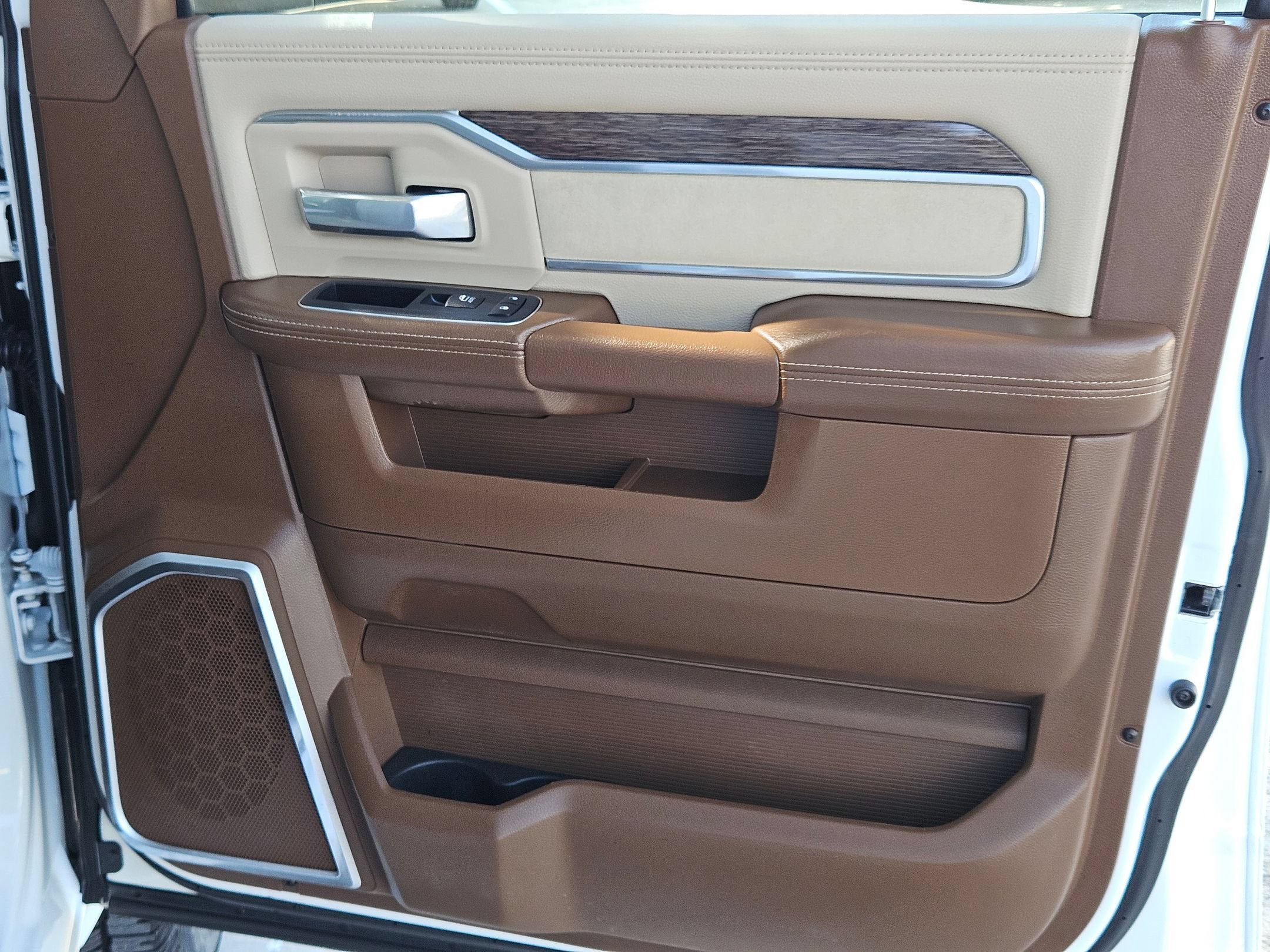 2019 RAM 2500 LARAMIE