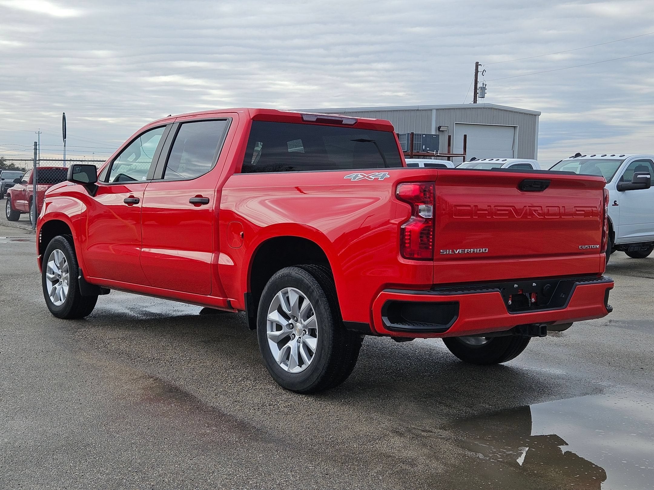 2024 Chevrolet SILVERADO 1500 CUSTOM