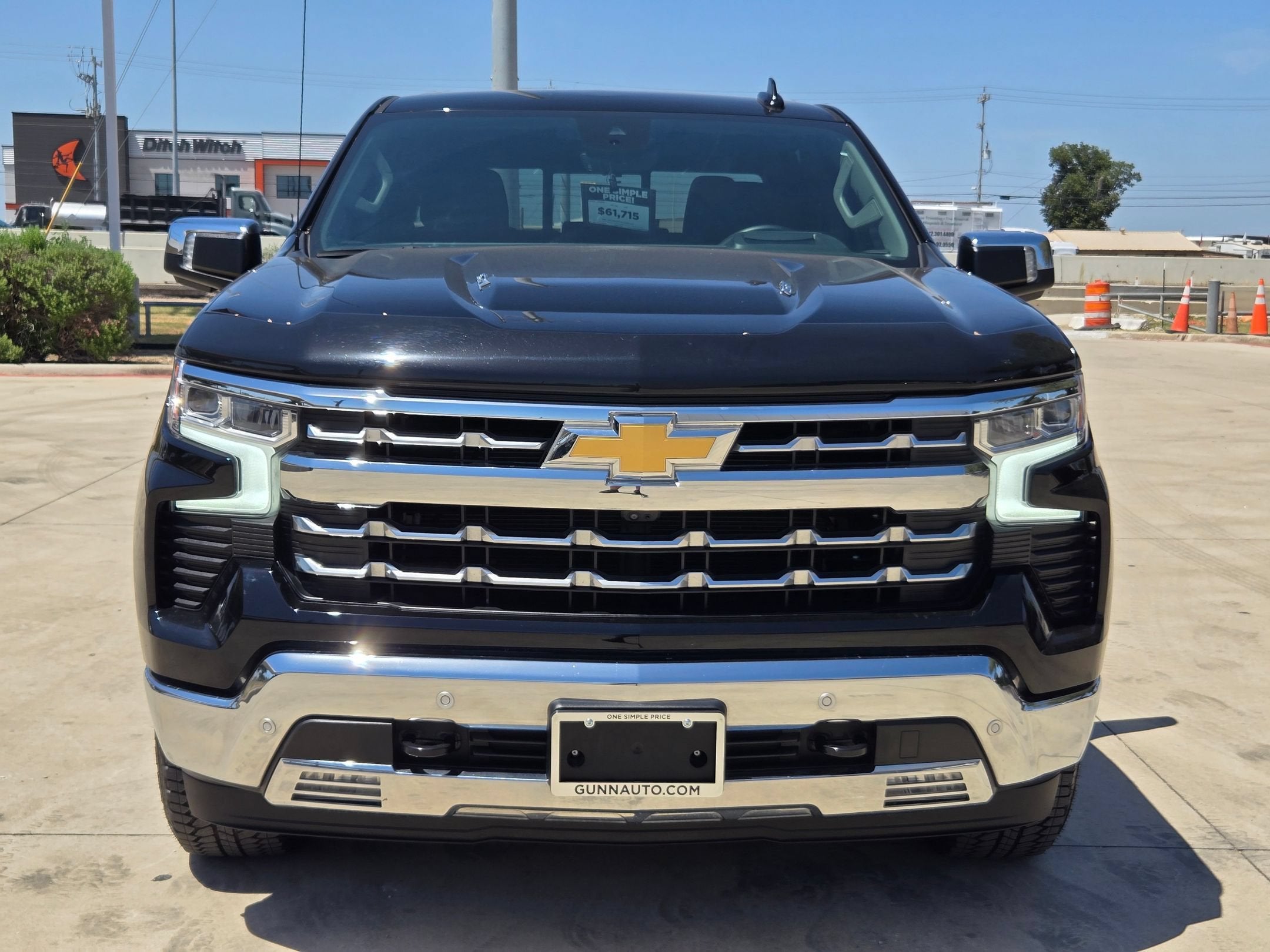 2025 Chevrolet SILVERADO 1500 LTZ