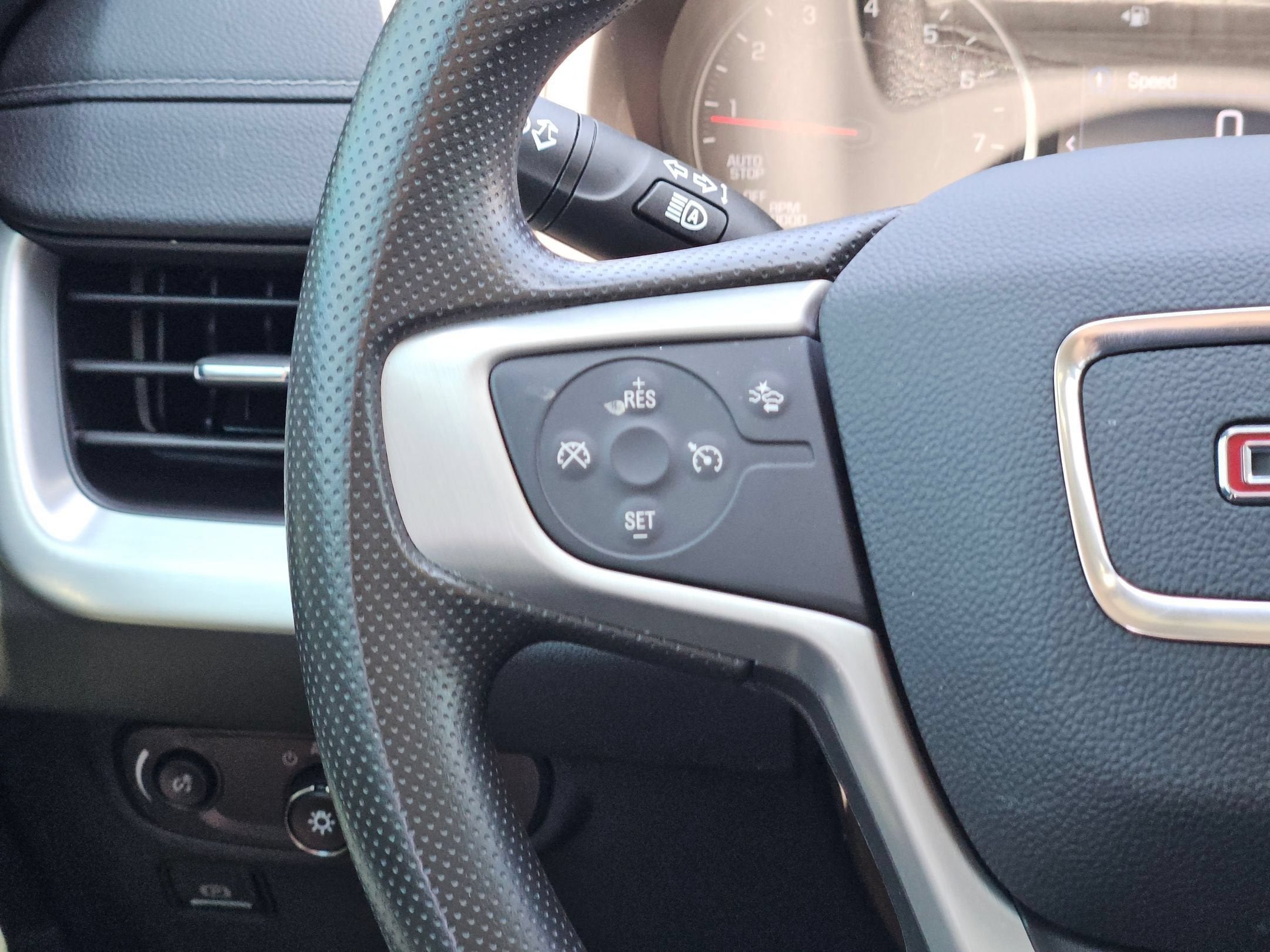 2024 GMC TERRAIN SLE SLE