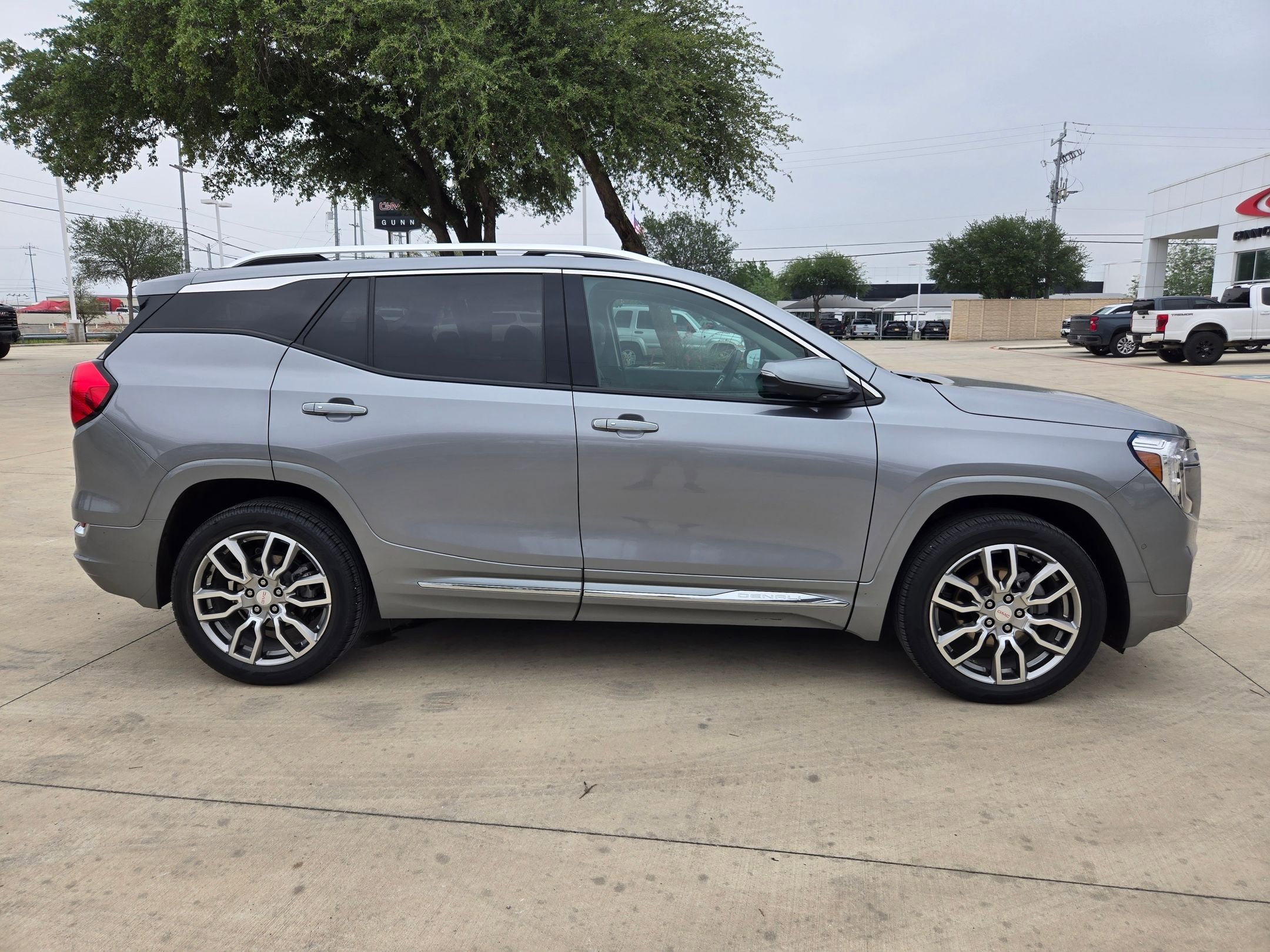 2023 GMC TERRAIN DENALI