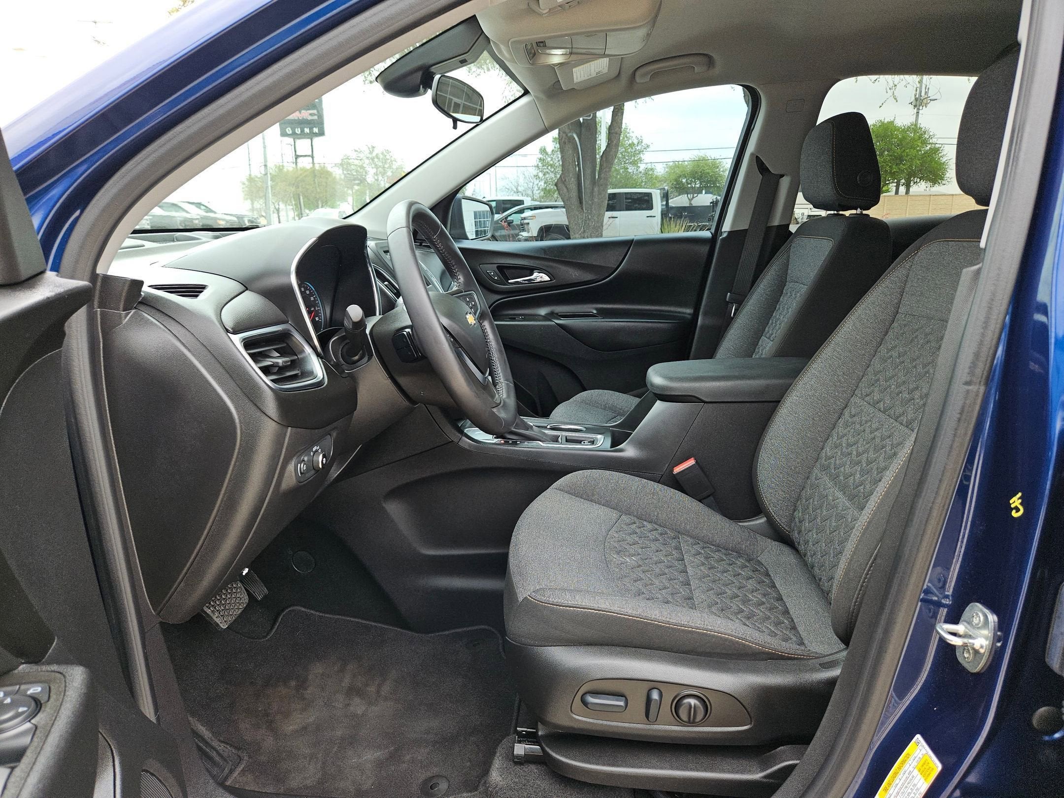 2022 Chevrolet EQUINOX LT LT