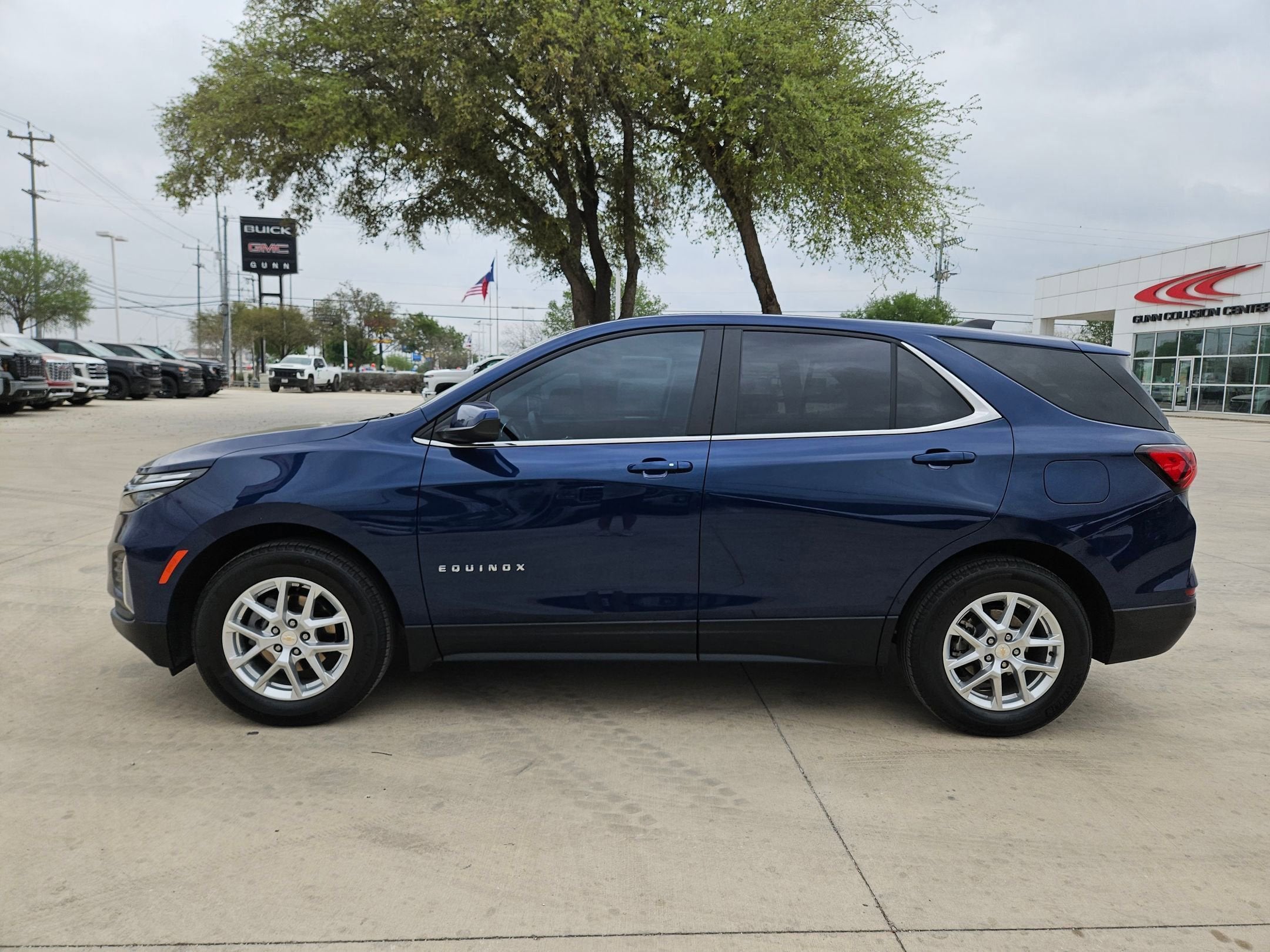2022 Chevrolet EQUINOX LT LT