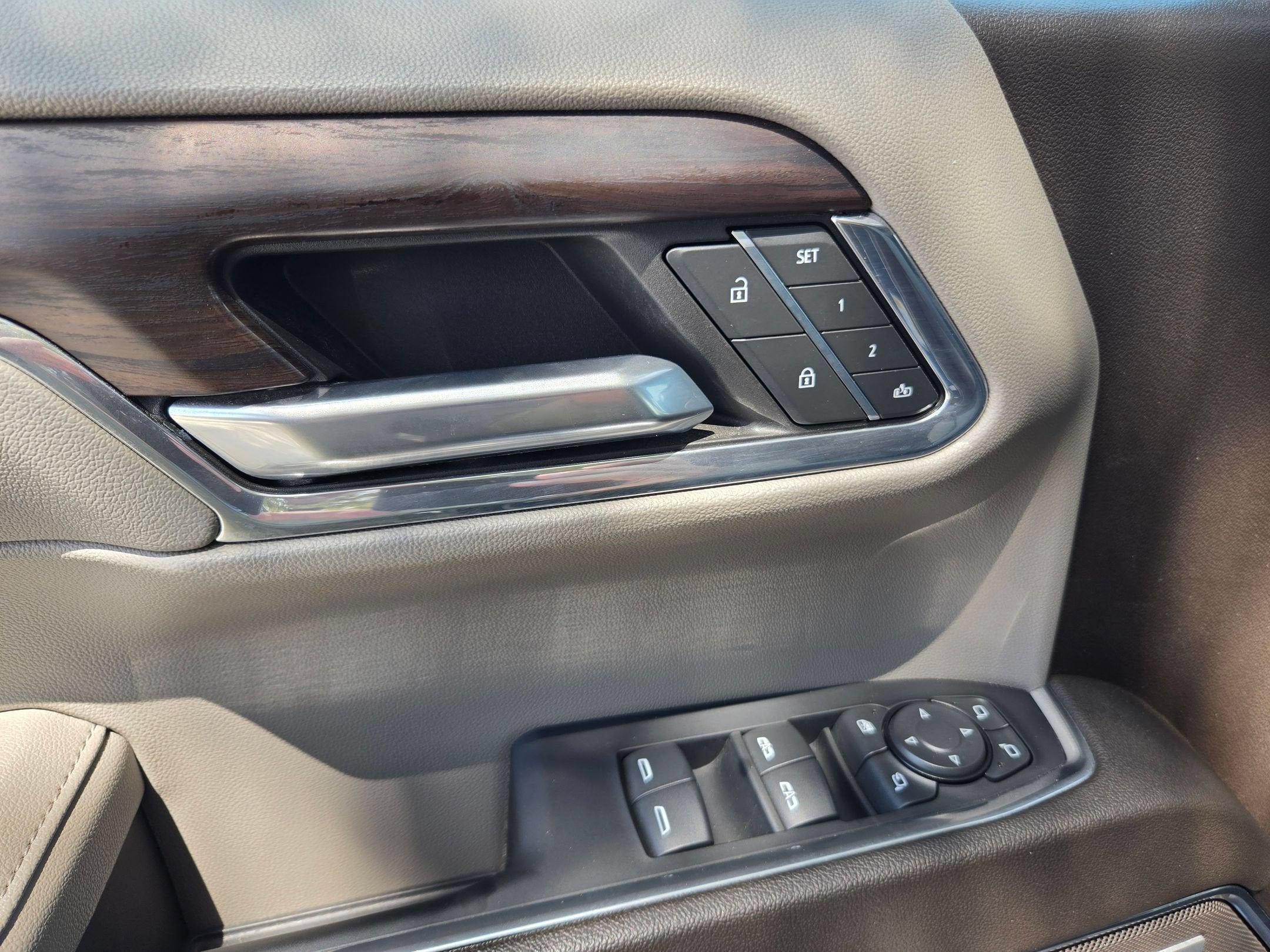 2024 GMC SIERRA 1500 SLT SLT