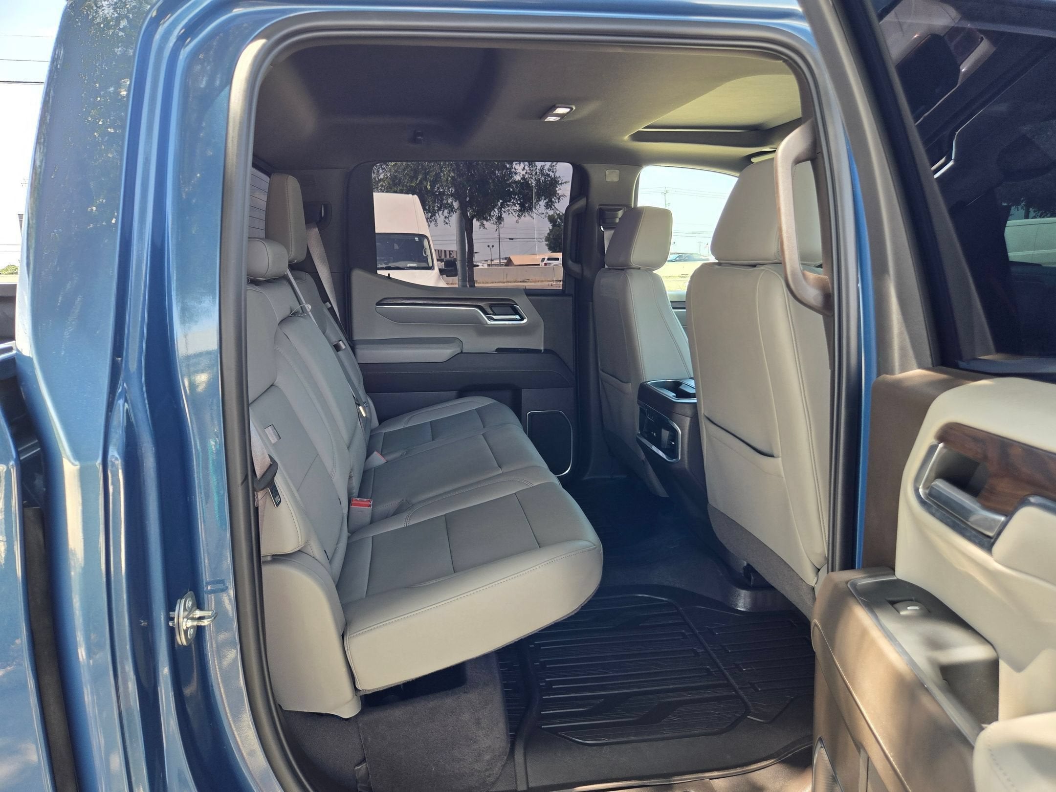 2024 GMC SIERRA 1500 SLT SLT