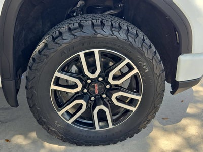 2022 GMC SIERRA 1500 AT4