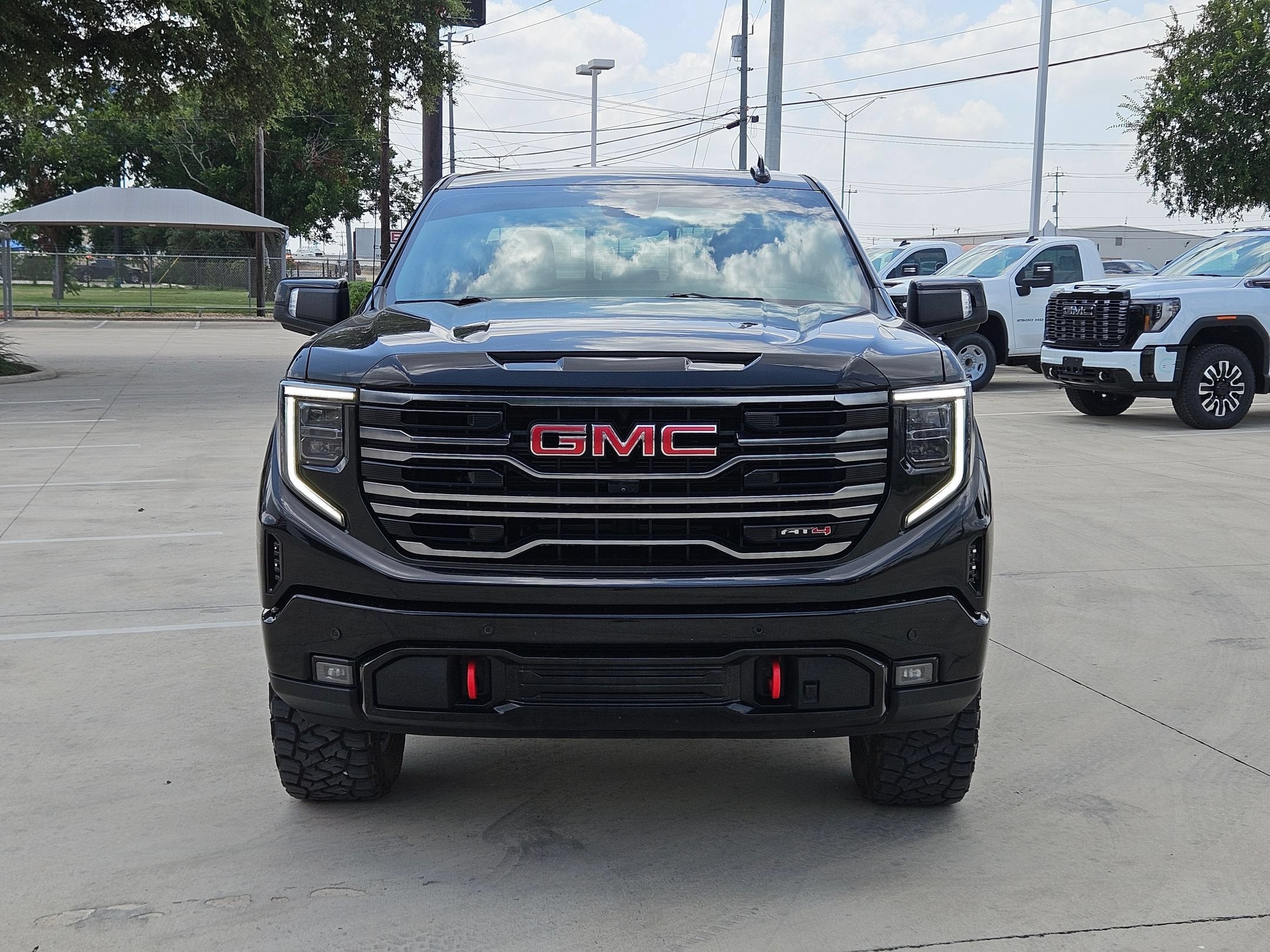 2025 GMC SIERRA 1500 AT4