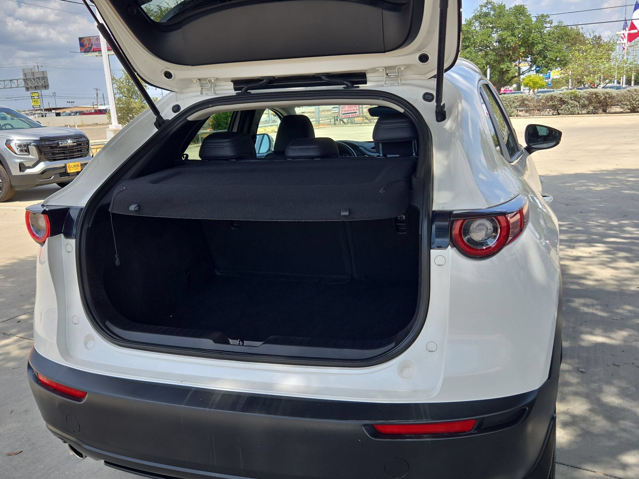 2025 Mazda Mazda CX-30 S PREFERRED PACKAGE