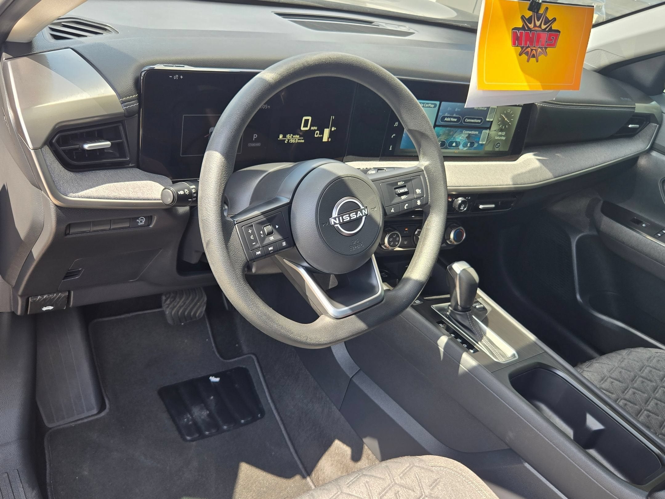 2025 Nissan KICKS MPV SV