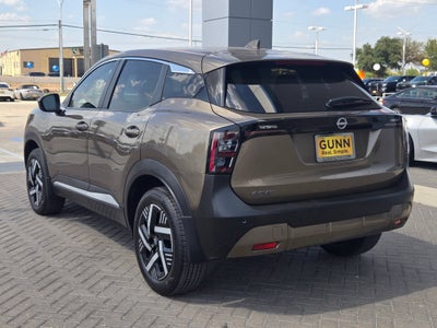 2025 Nissan KICKS MPV SV