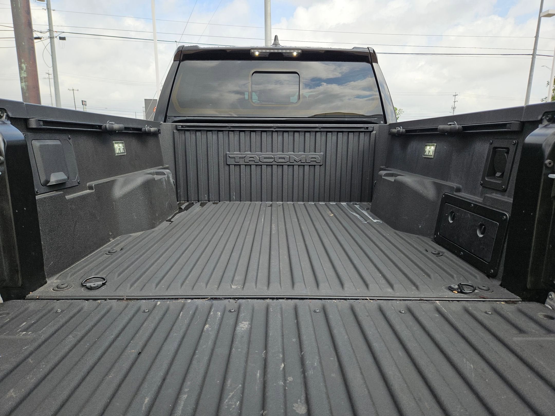 2024 Toyota TACOMA TRD