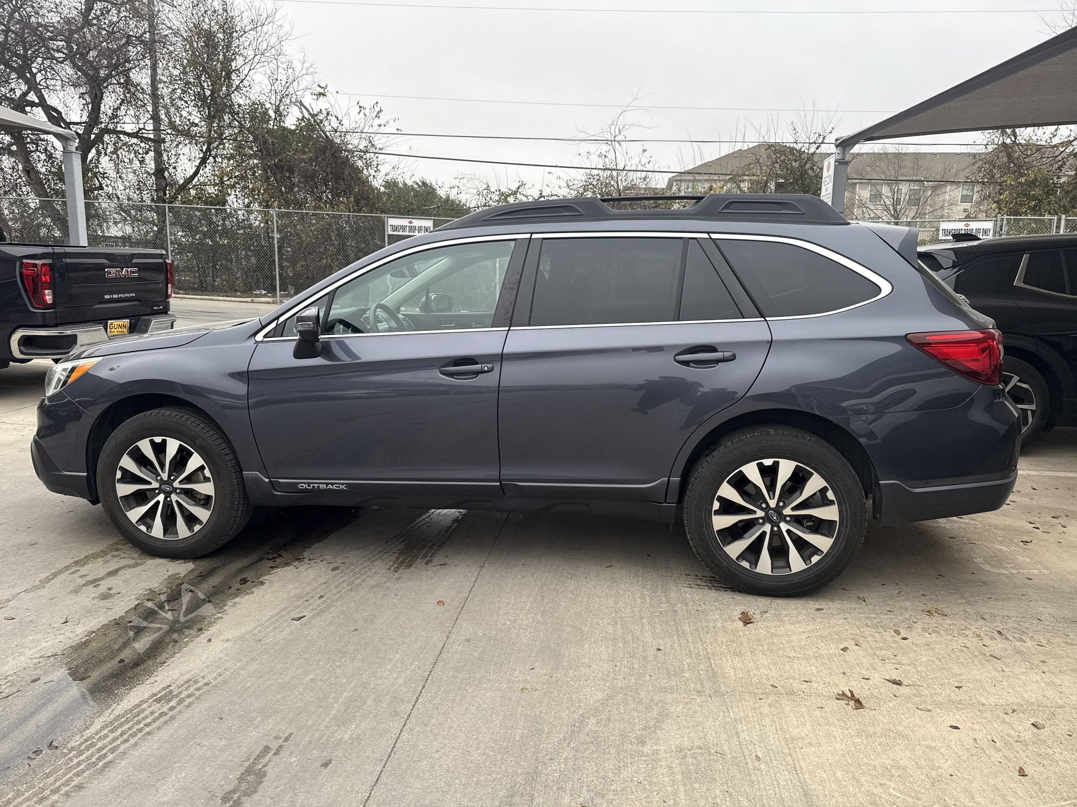 2017 Subaru OUTBACK LIMITED NAVIGATION
