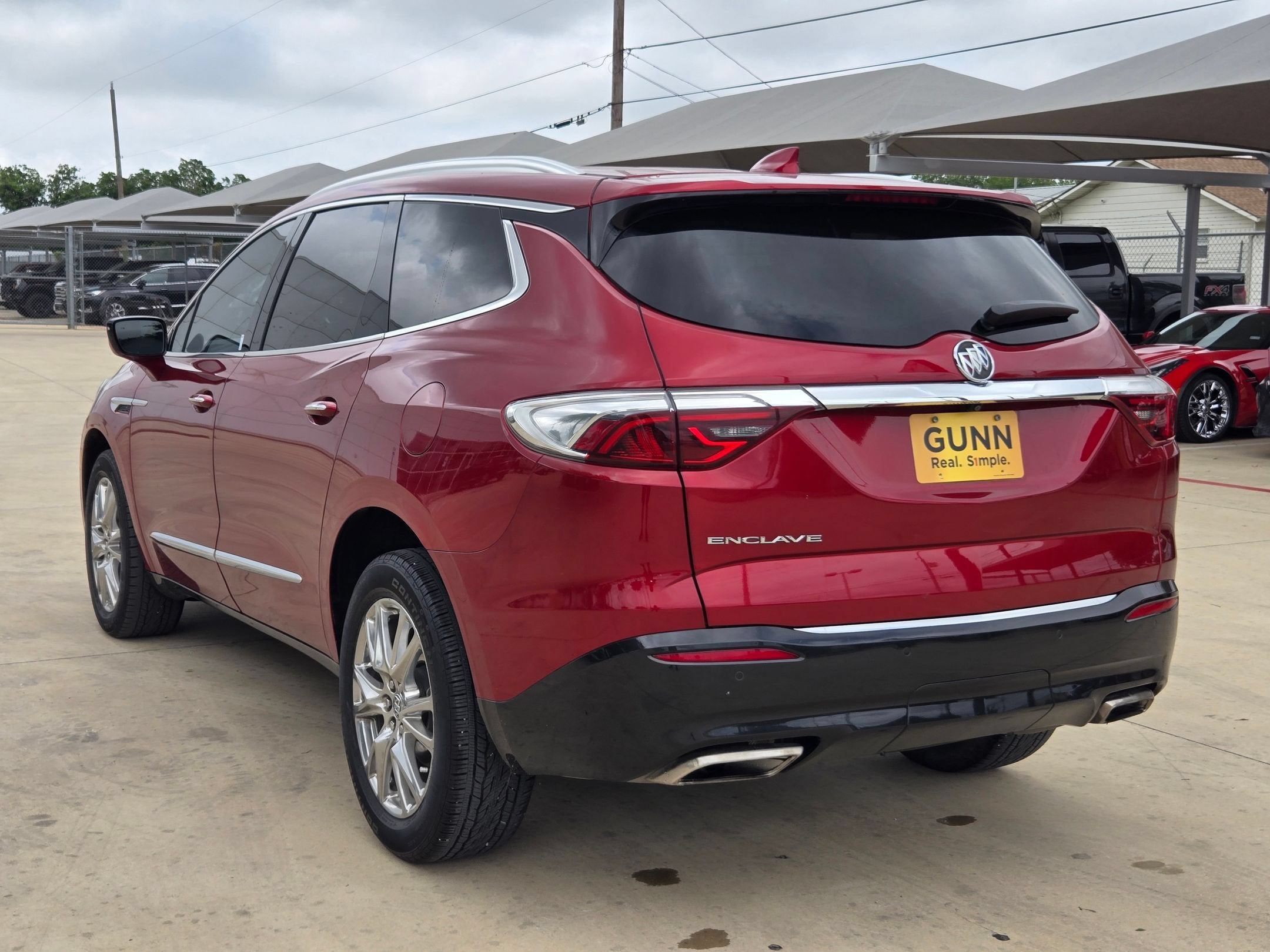 2023 Buick ENCLAVE ESSENCE