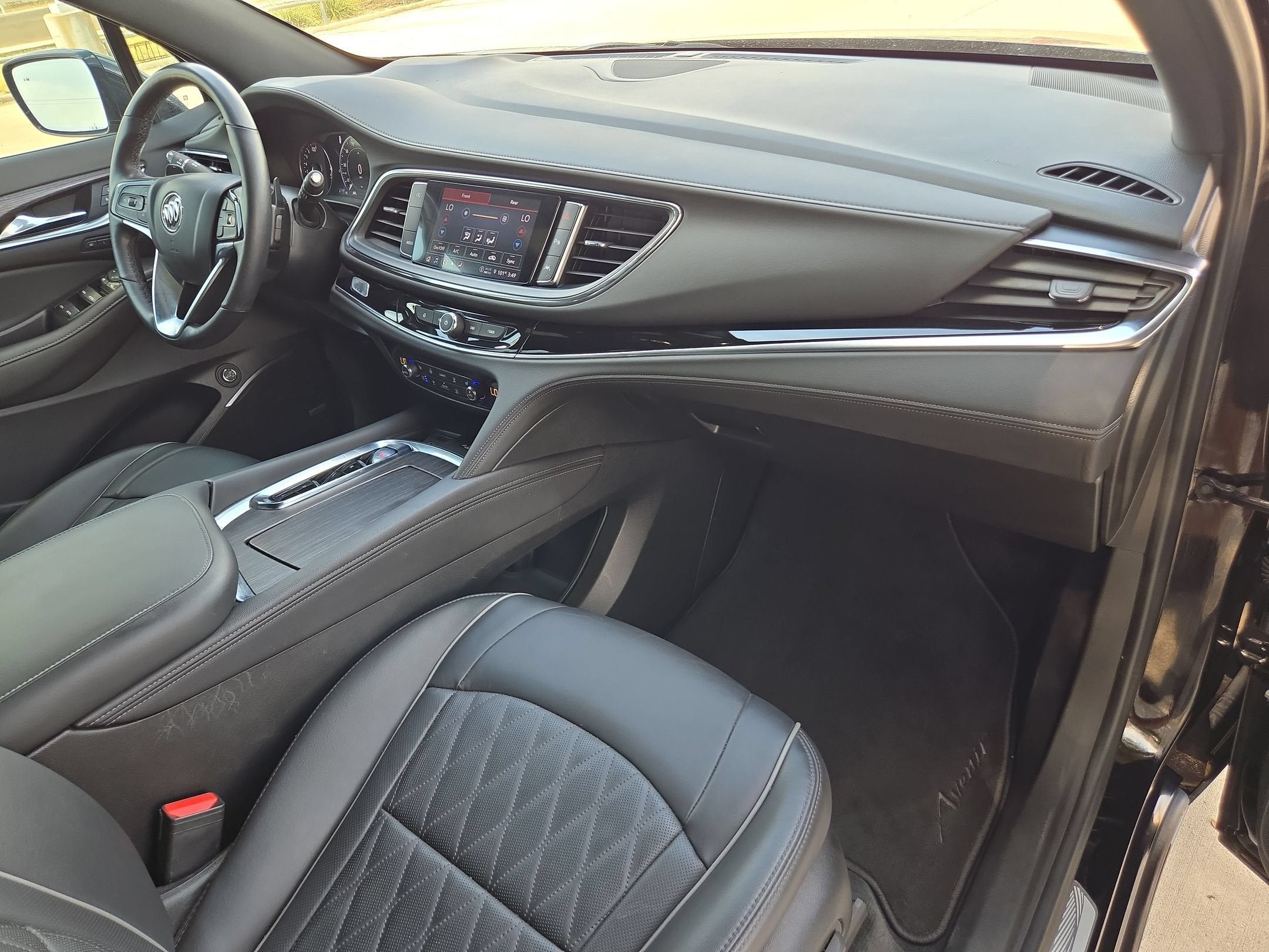 2022 Buick ENCLAVE AVENIR
