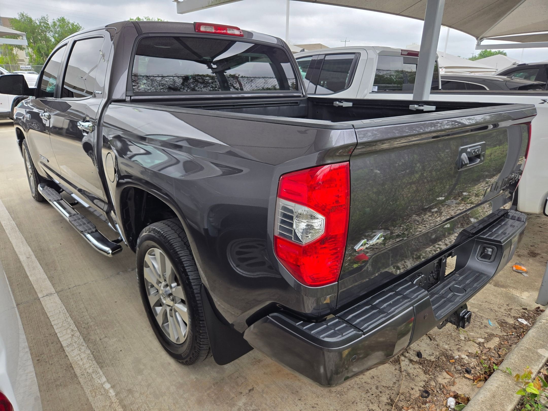 2016 Toyota TUNDRA LIMITED