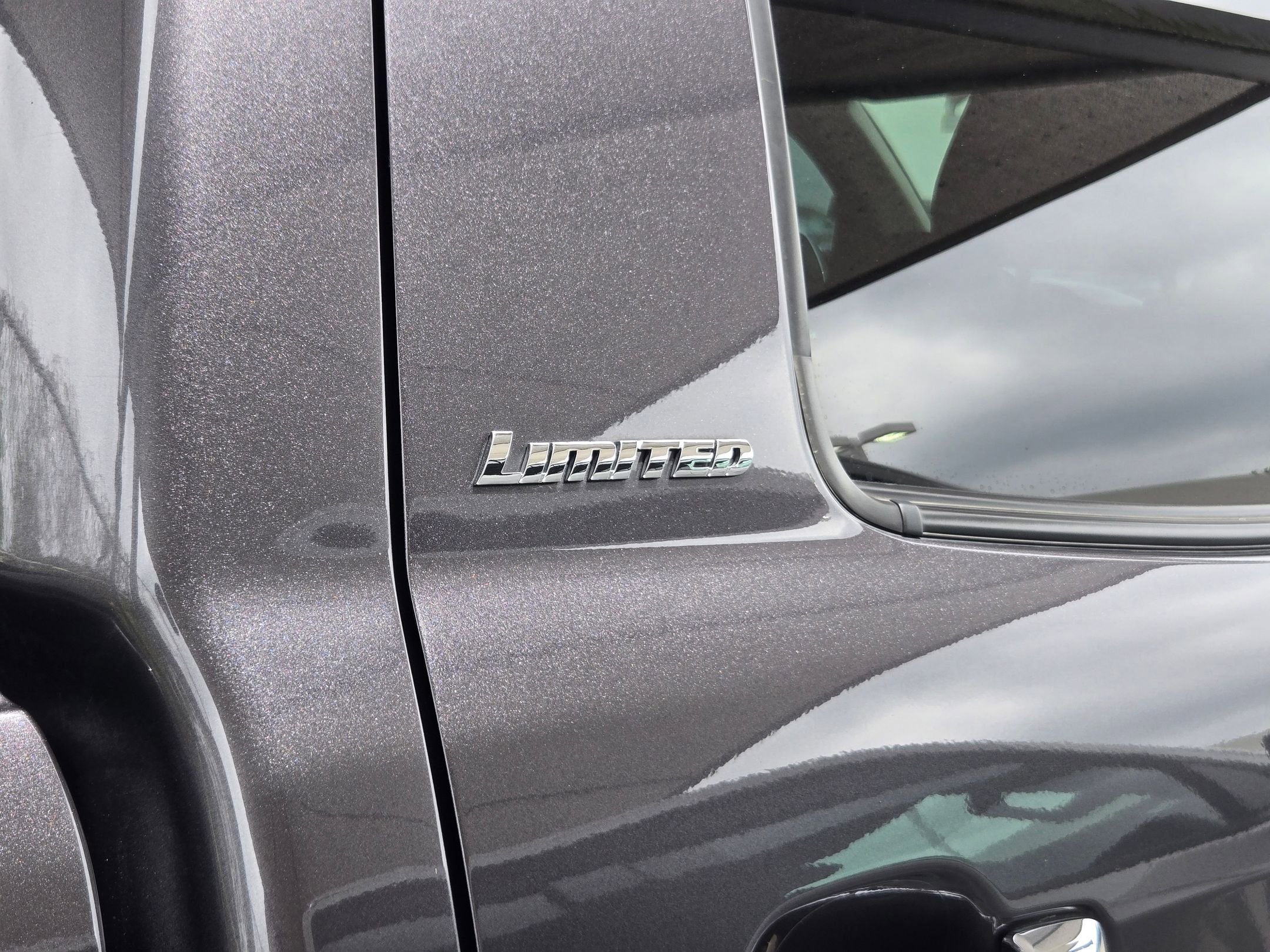 2016 Toyota TUNDRA LIMITED