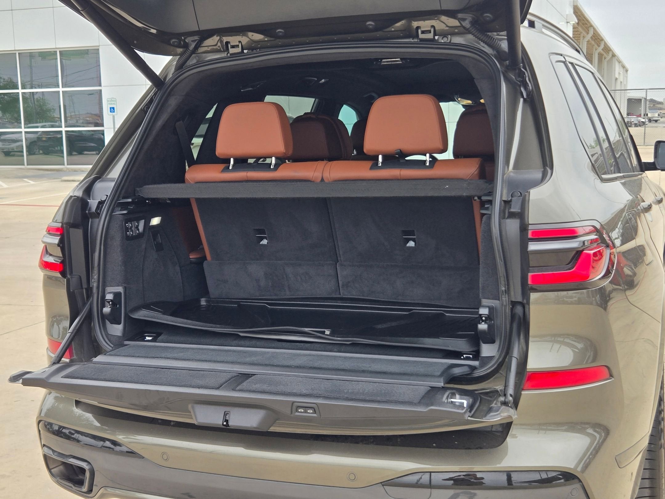 2024 BMW X7 I6